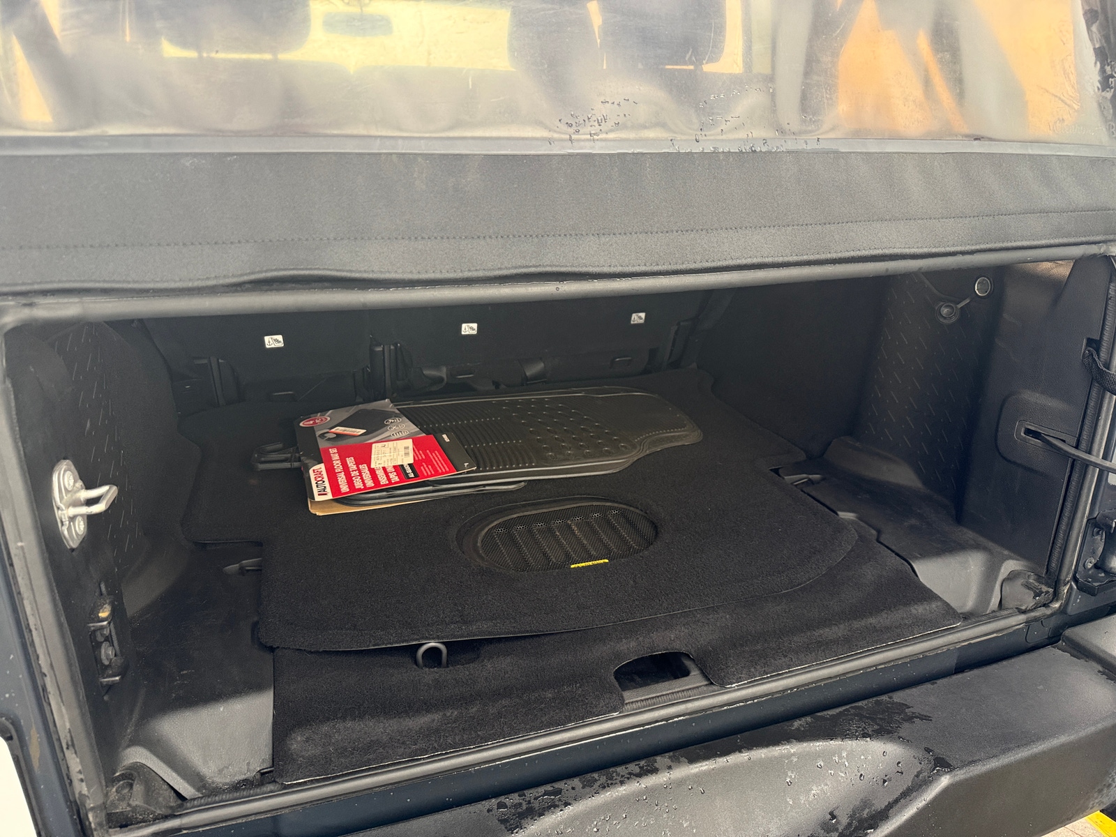 Thumbnail: 2018 Jeep Wrangler - 7