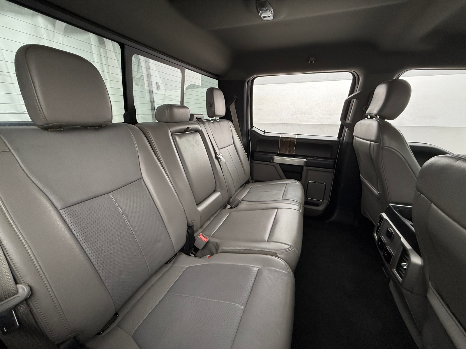 Thumbnail: 2019 Ford Econoline - 5