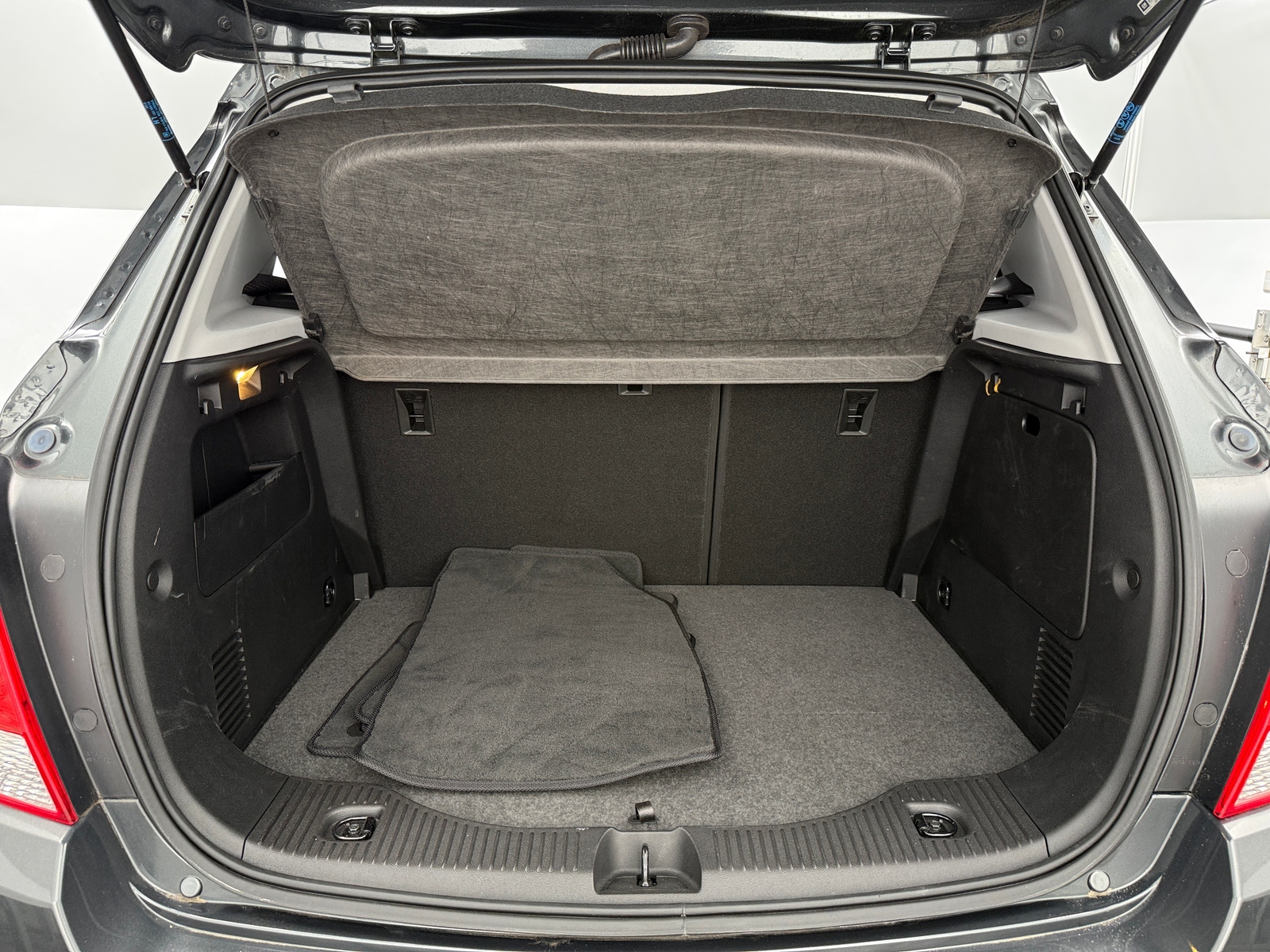 Thumbnail: 2019 Chevrolet Trax - 7