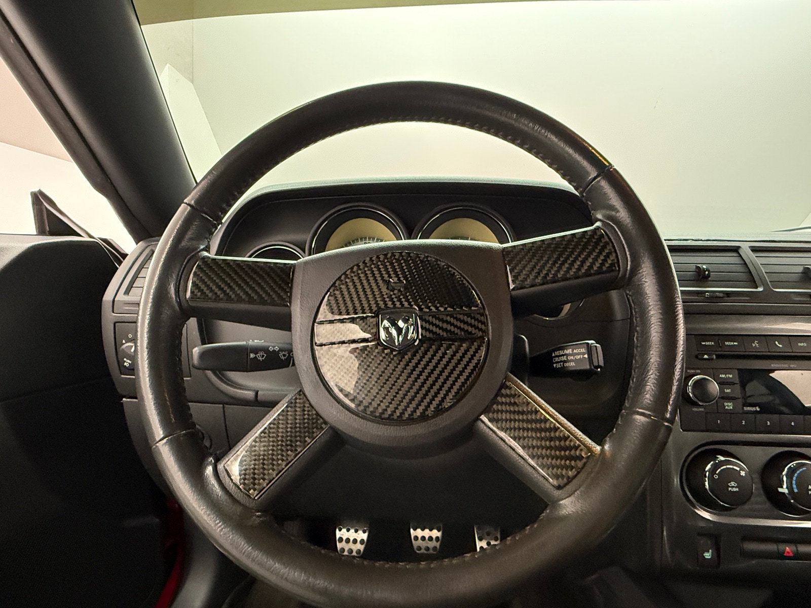 Thumbnail: 2010 Dodge Challenger - 4