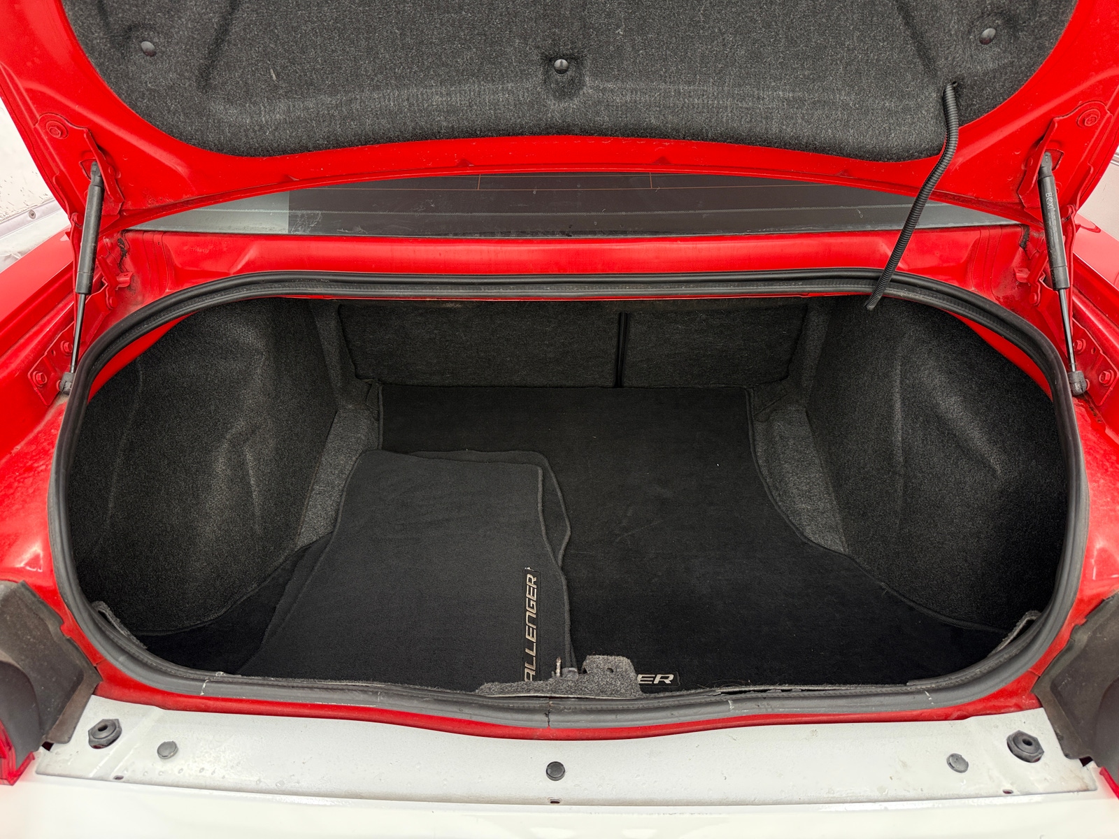 Thumbnail: 2010 Dodge Challenger - 5