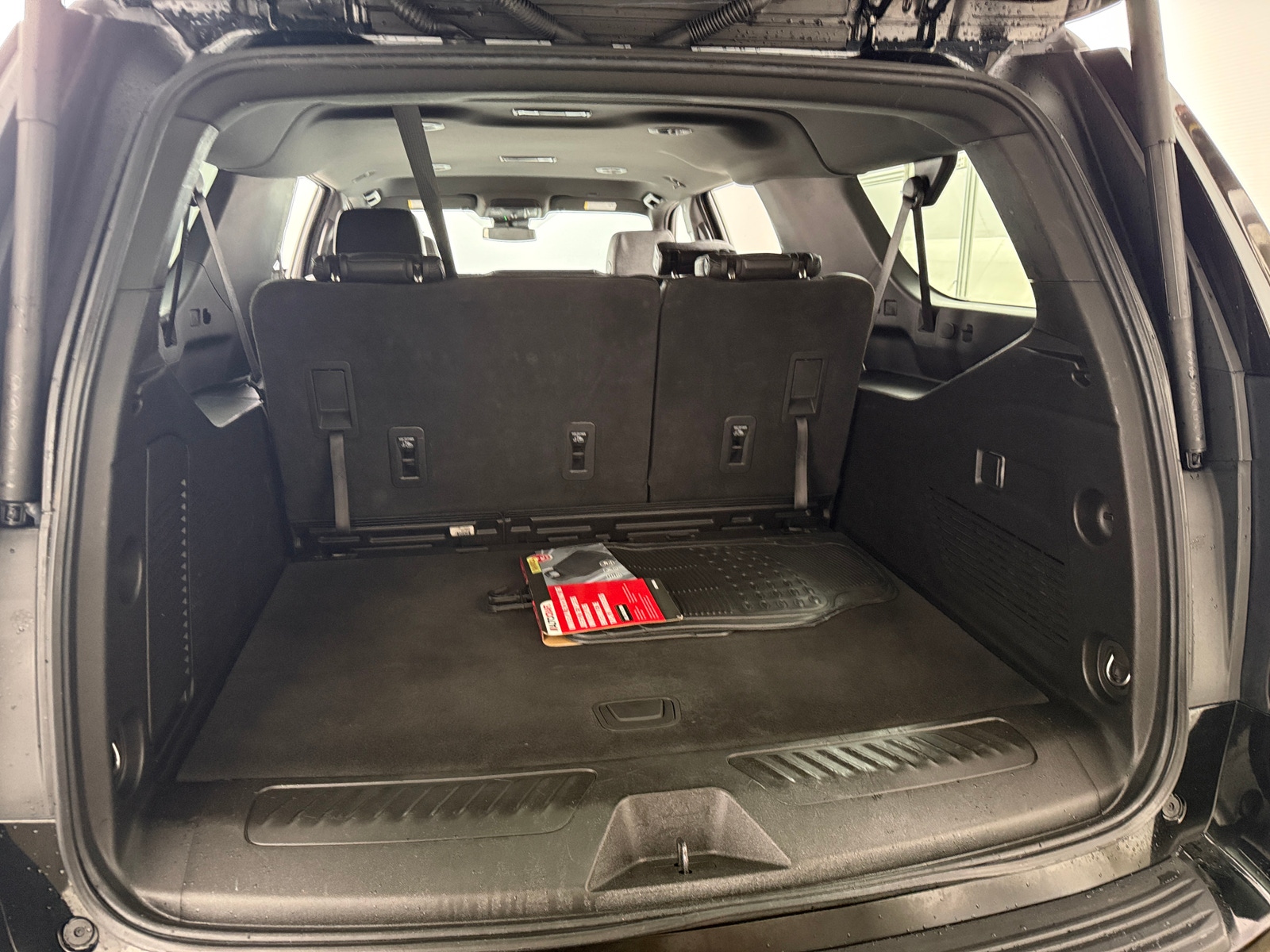 Thumbnail: 2023 Chevrolet Suburban - 6