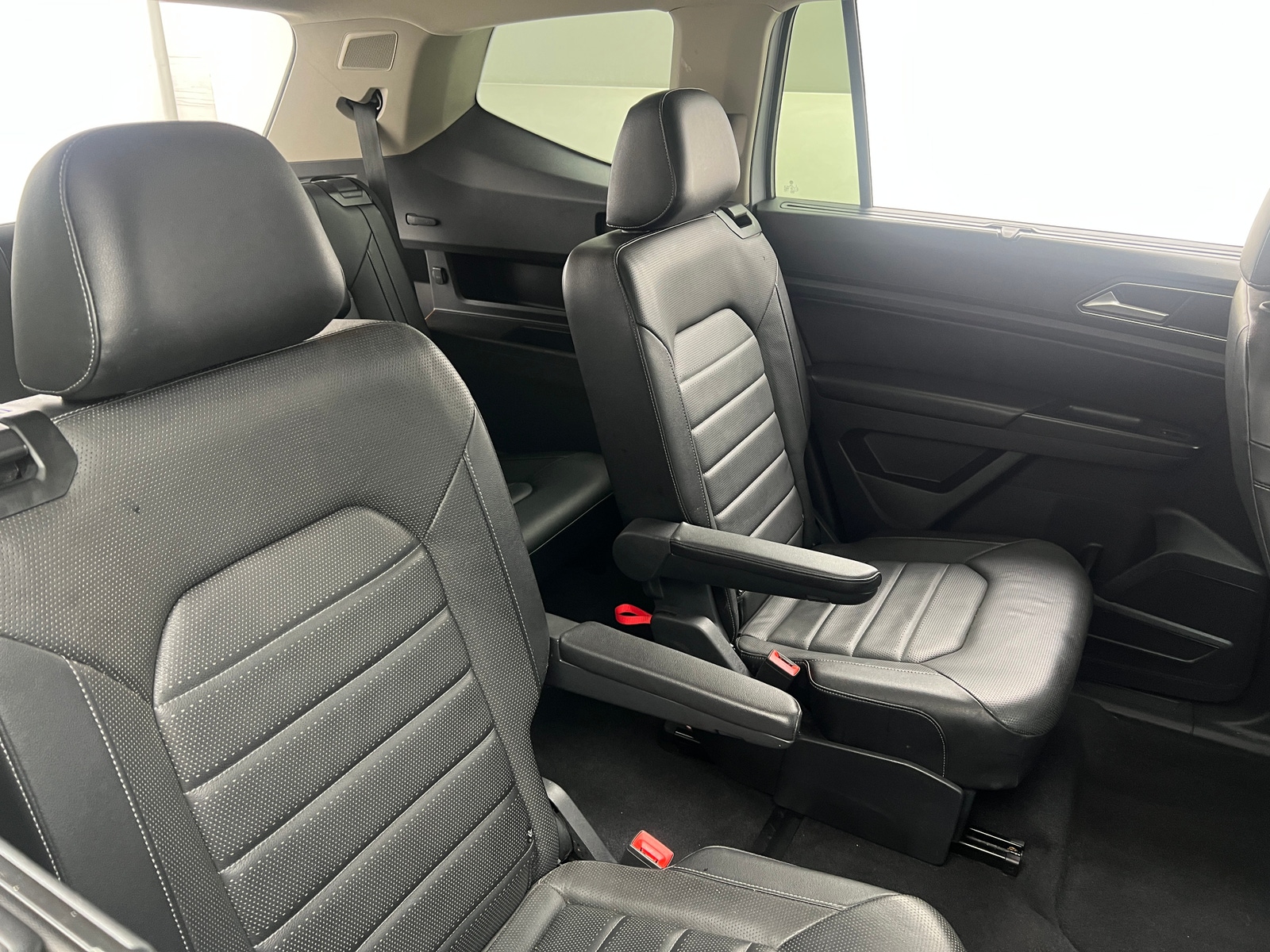 Thumbnail: 2018 Volkswagen Atlas - 5