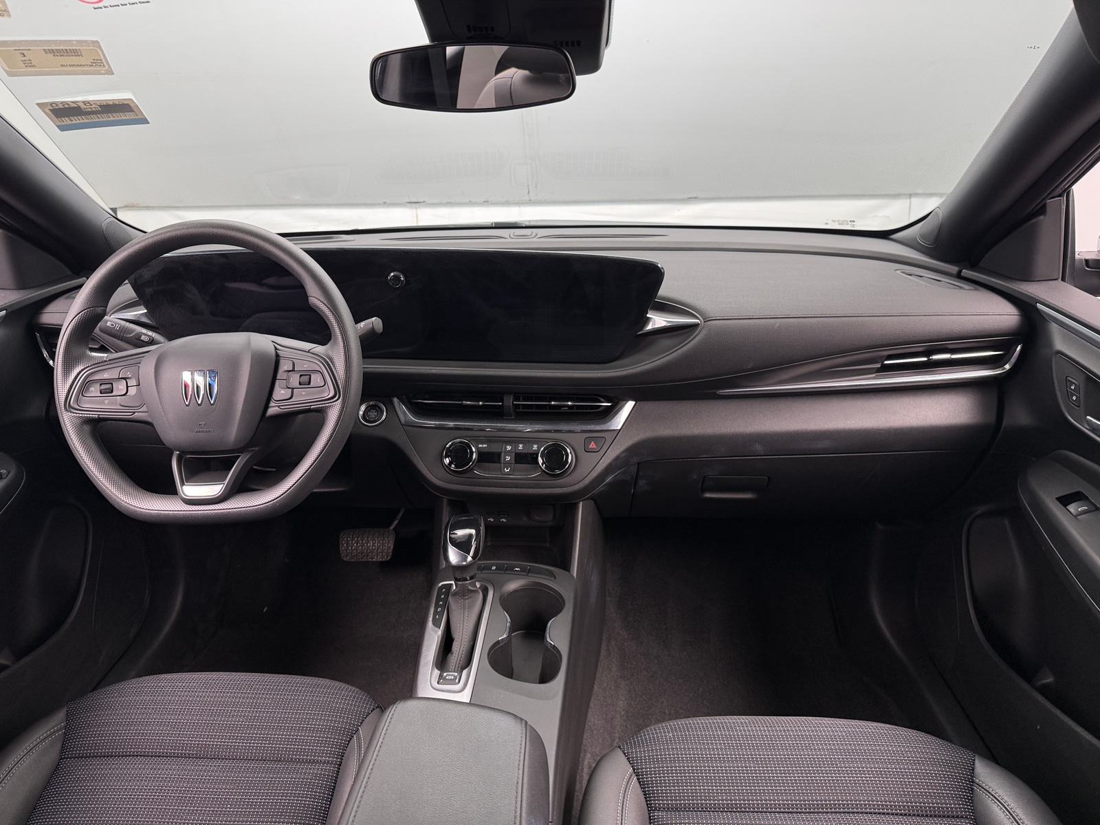 Thumbnail: 2025 Buick Envista - 3