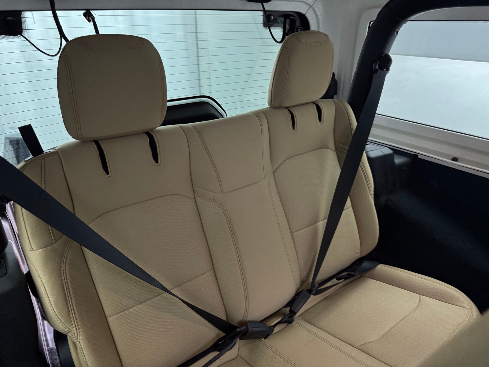 Thumbnail: 2021 Jeep Wrangler - 6