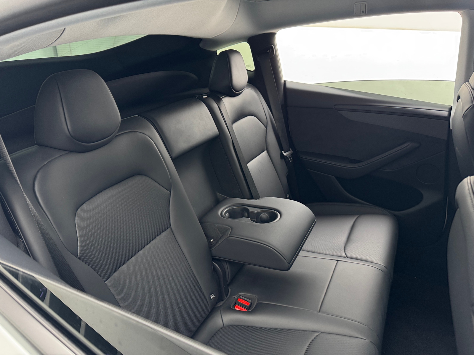 Thumbnail: 2026 Tesla Model Y - 5