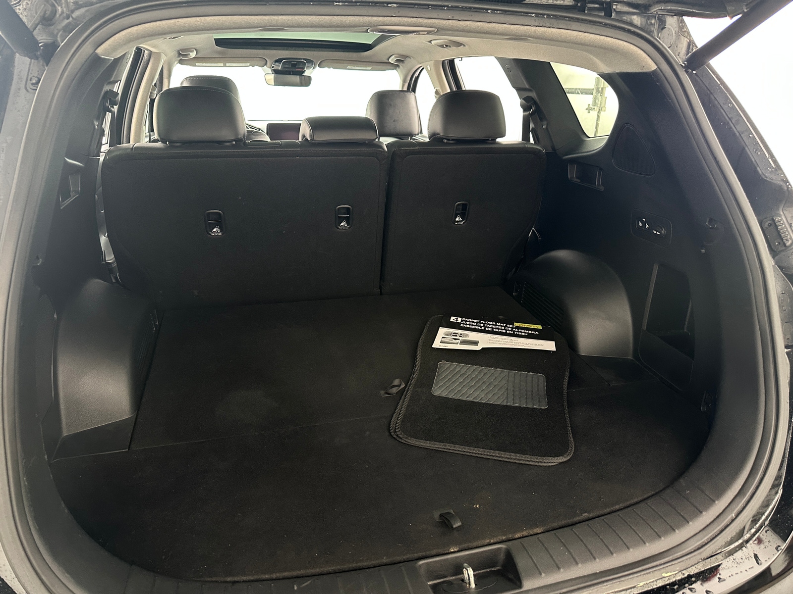 Thumbnail: 2023 Hyundai Santa Fe - 6