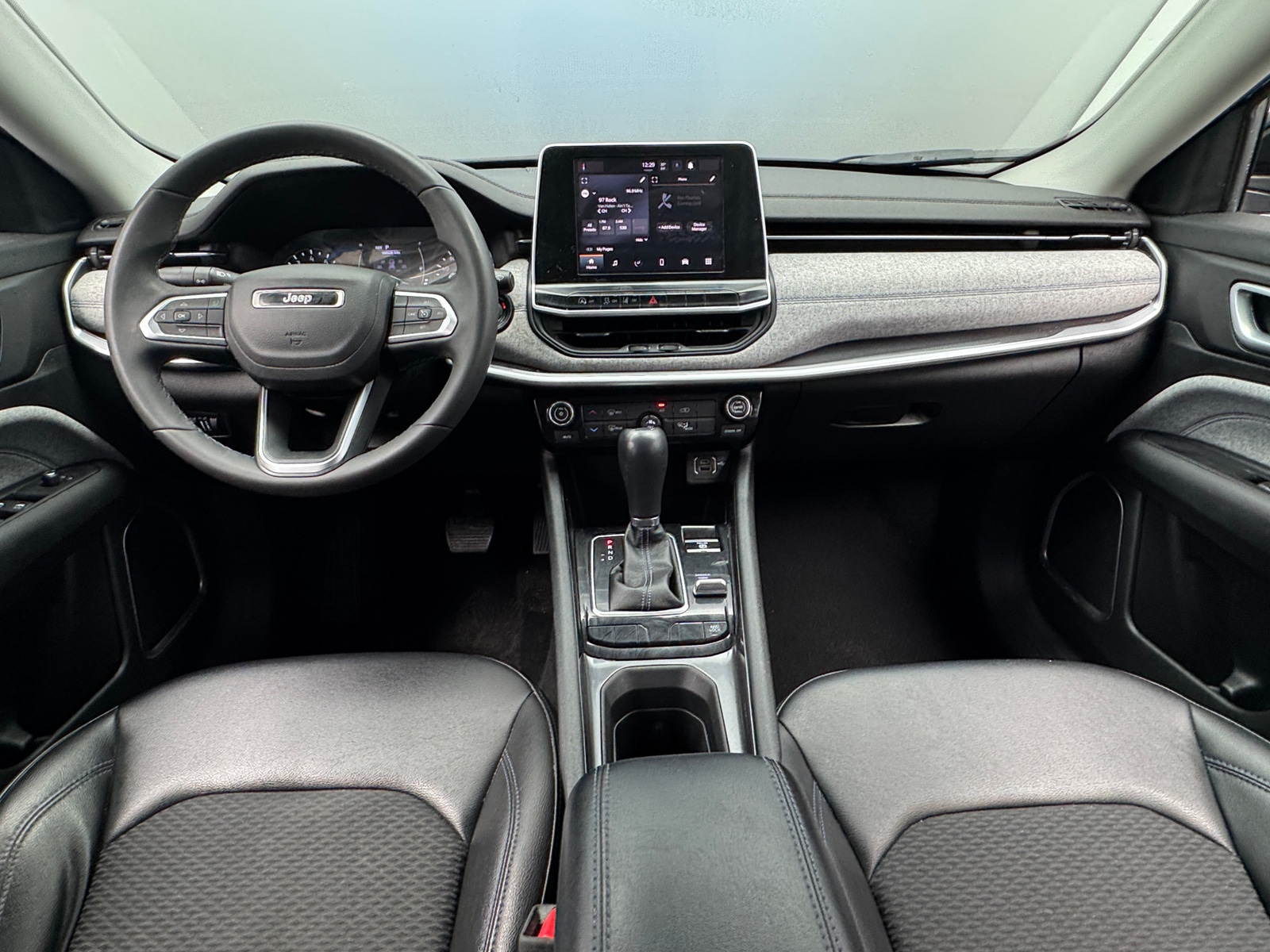 Thumbnail: 2022 Jeep Compass - 3