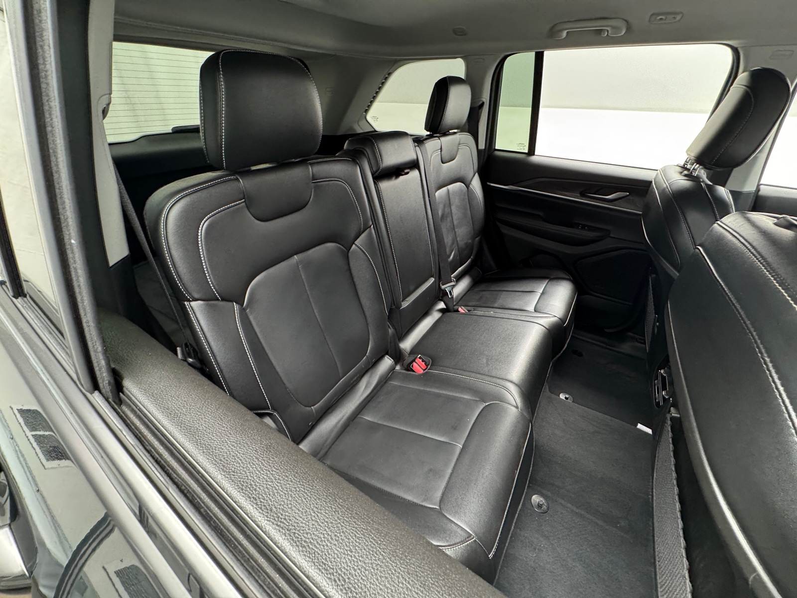 Thumbnail: 2023 Jeep Grand Cherokee - 5