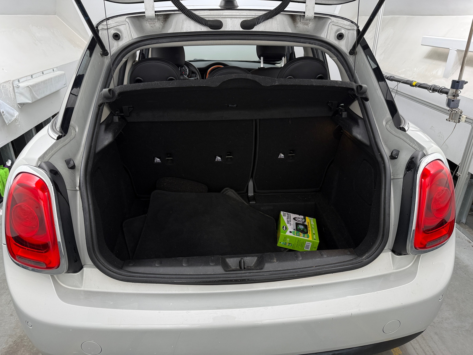 Thumbnail: 2019 MINI Cooper Hardtop - 6