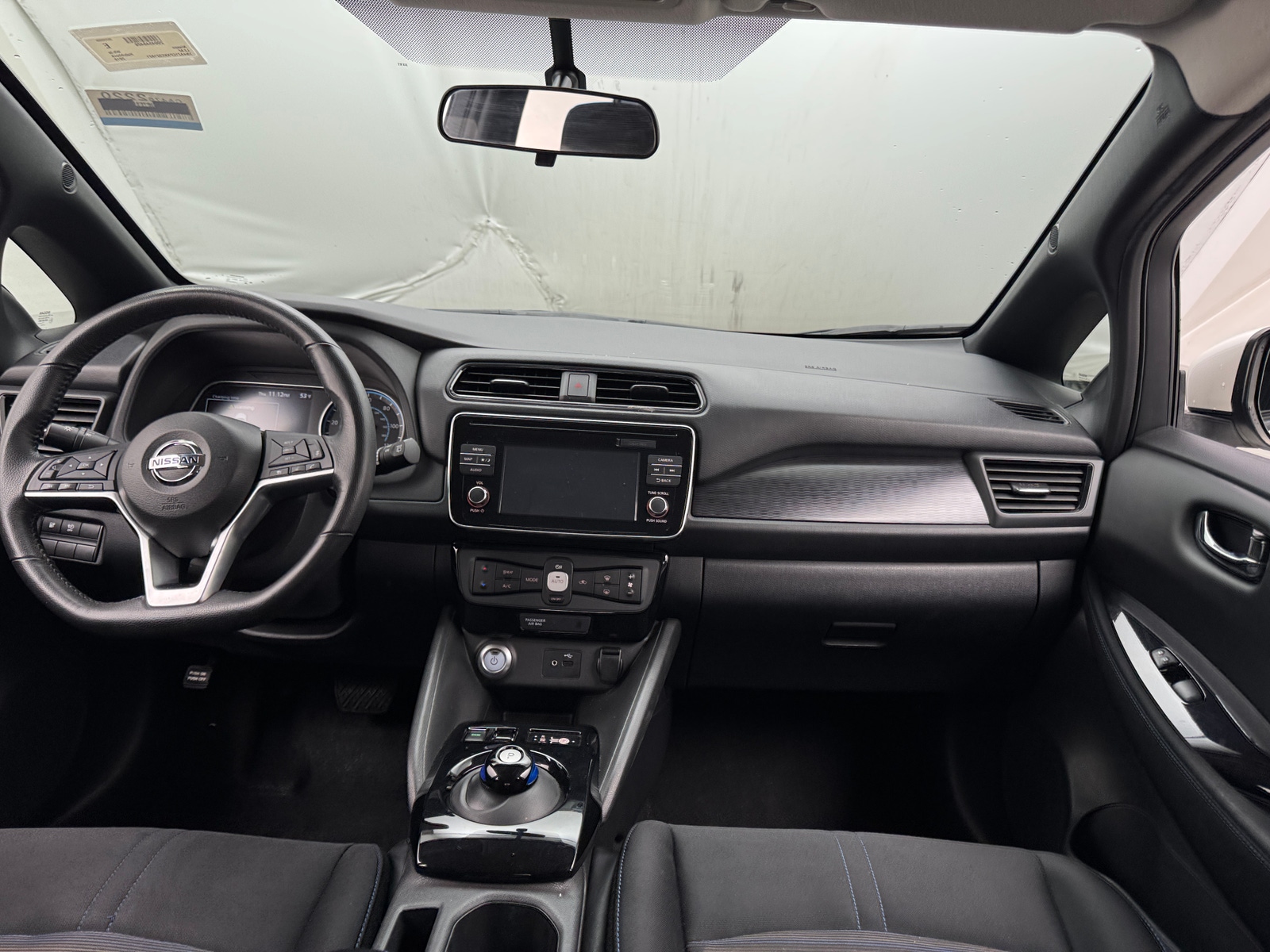 Thumbnail: 2019 Nissan Leaf - 3