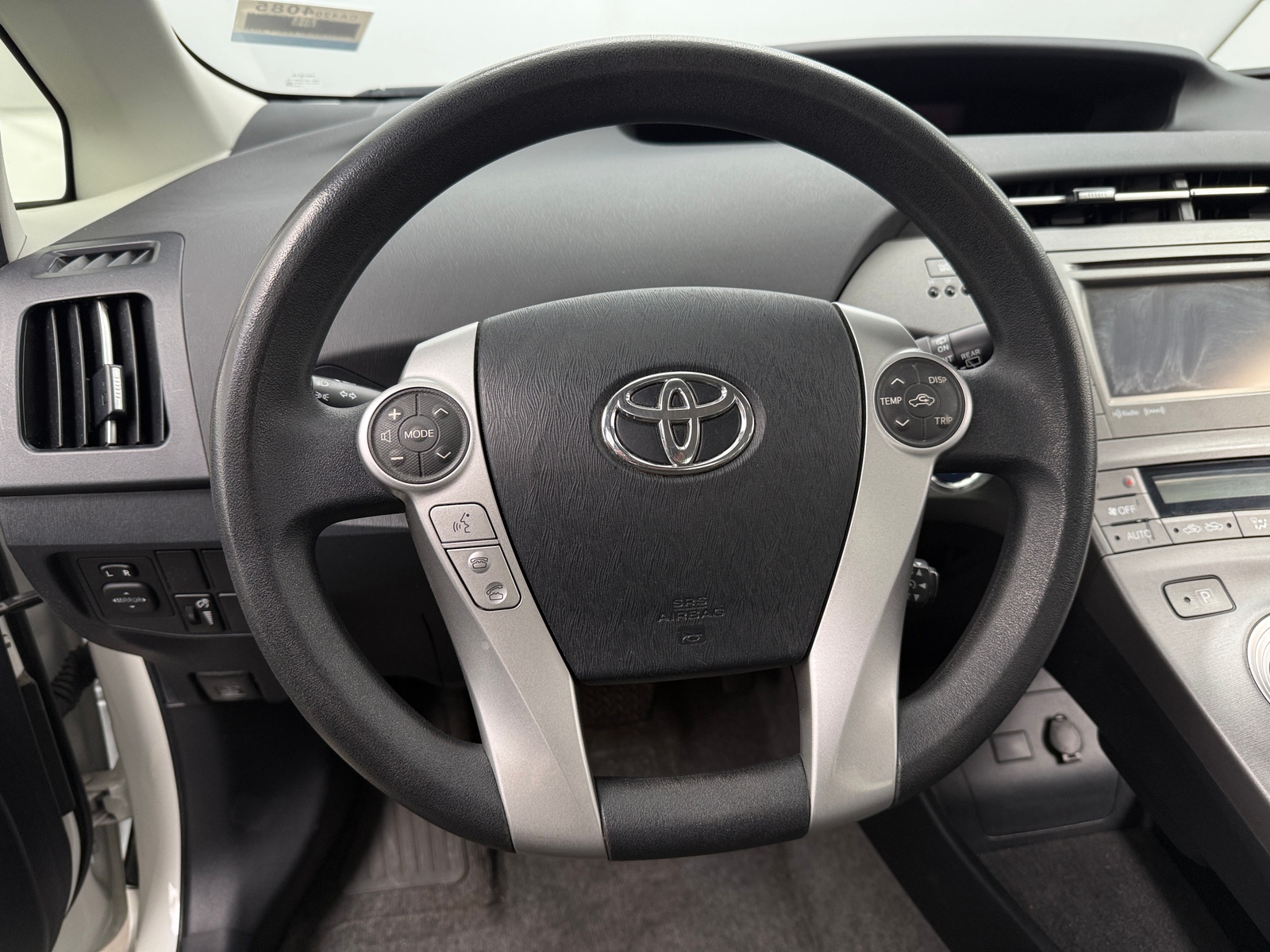 Thumbnail: 2014 Toyota Prius - 5