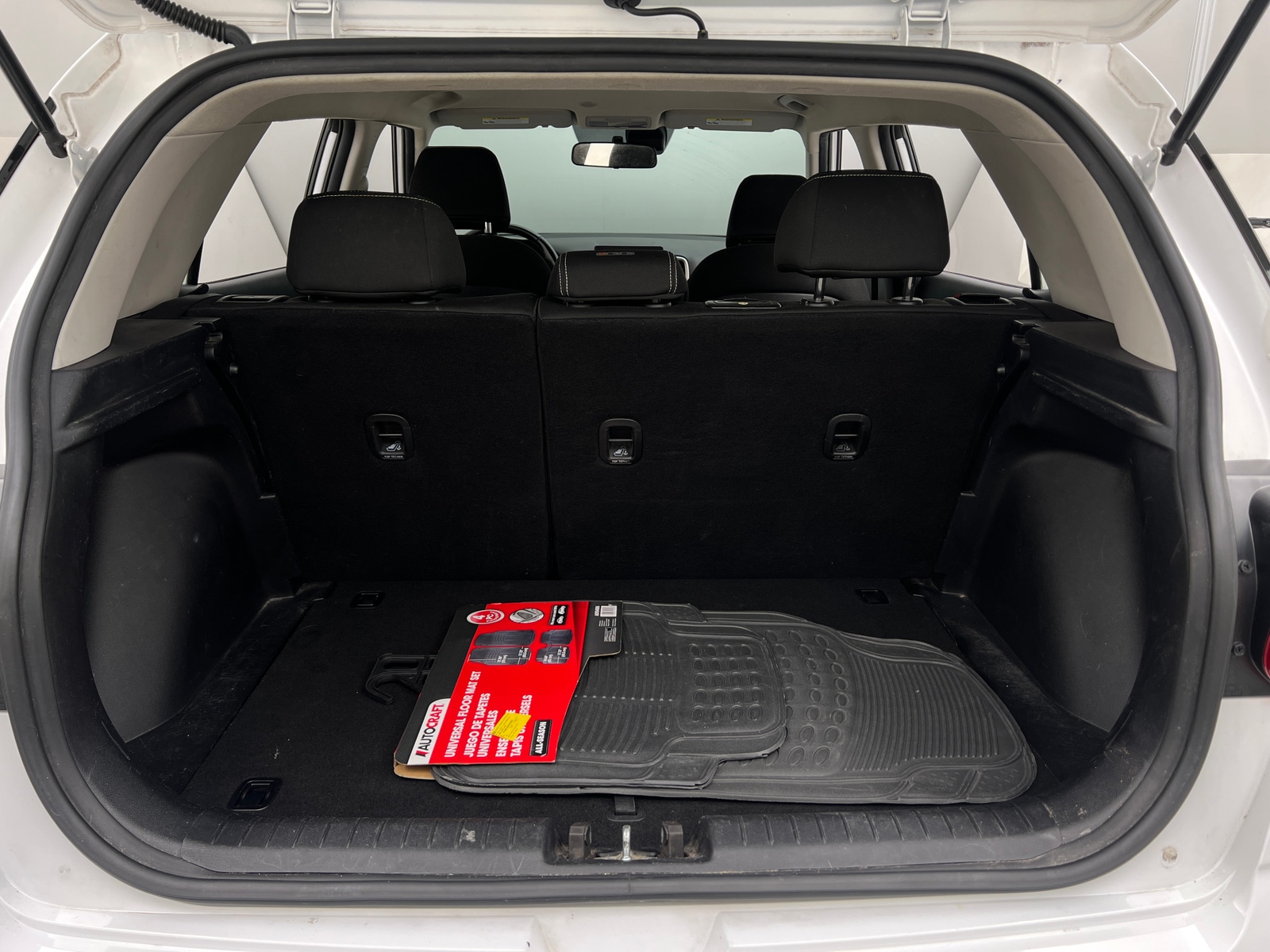 Thumbnail: 2021 Hyundai Venue - 7