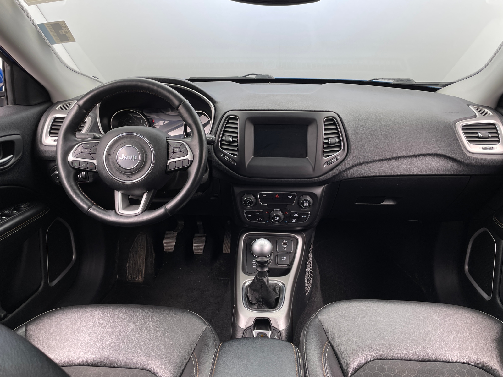 Thumbnail: 2019 Jeep Compass - 3