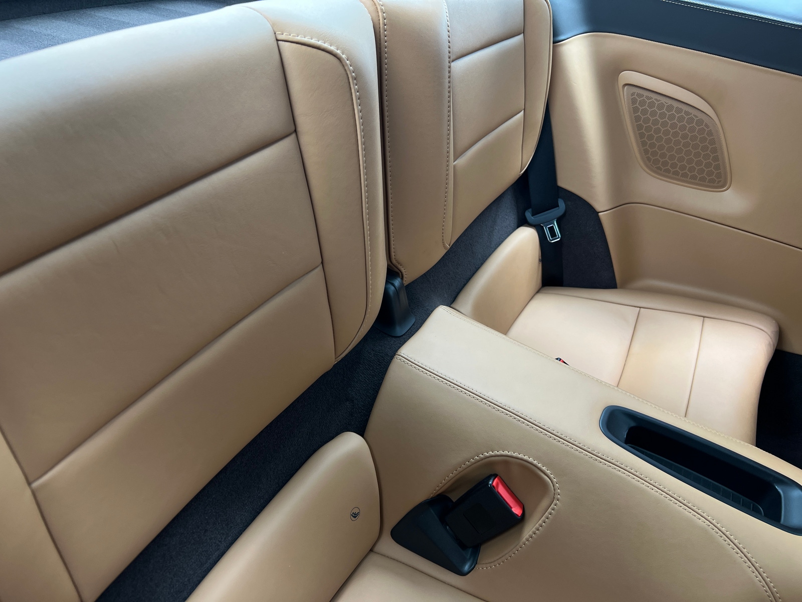 Thumbnail: 2017 Porsche 911 - 4