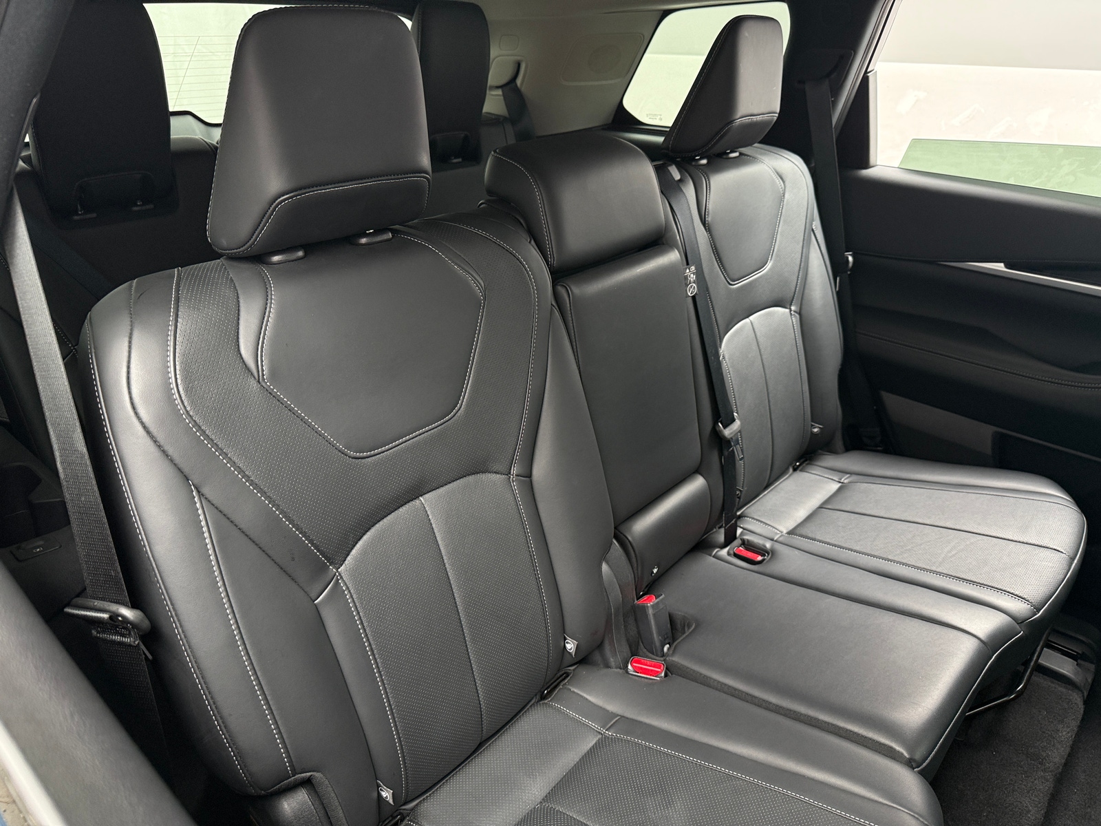 Thumbnail: 2025 INFINITI QX60 - 5