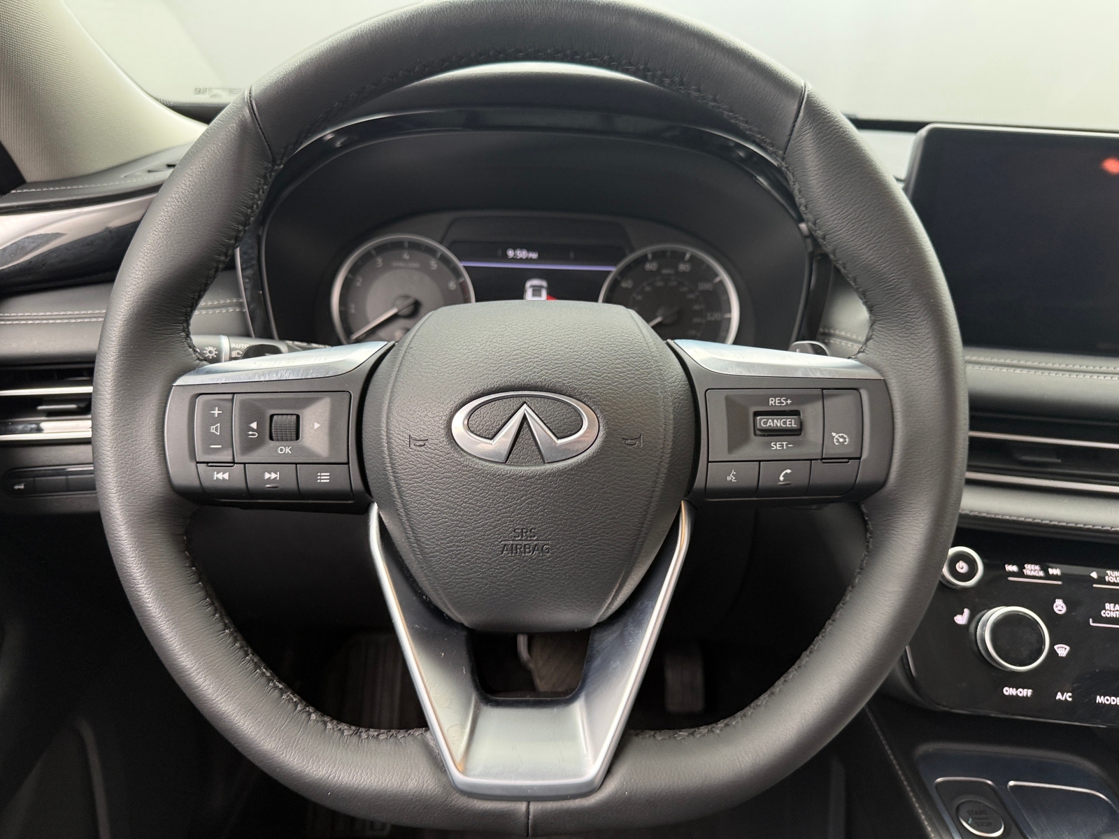 Thumbnail: 2025 INFINITI QX60 - 4