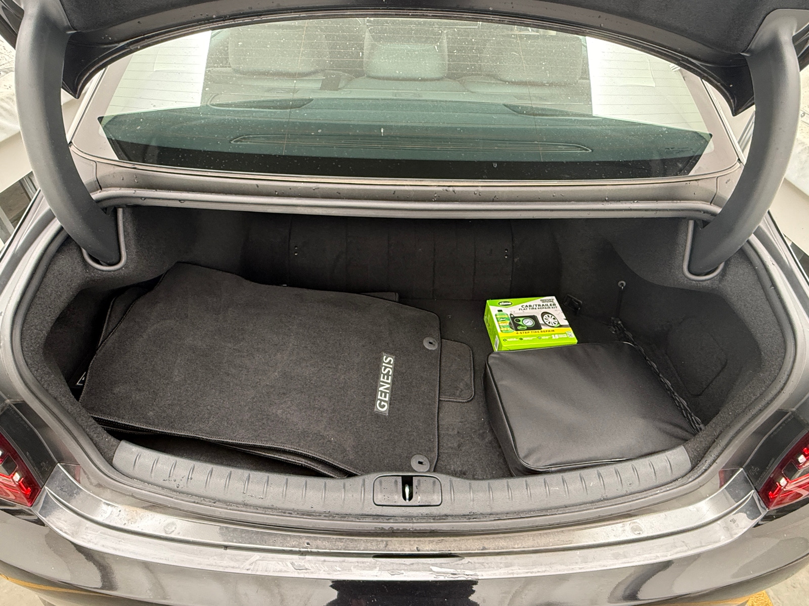 Thumbnail: 2024 Genesis G80 - 6