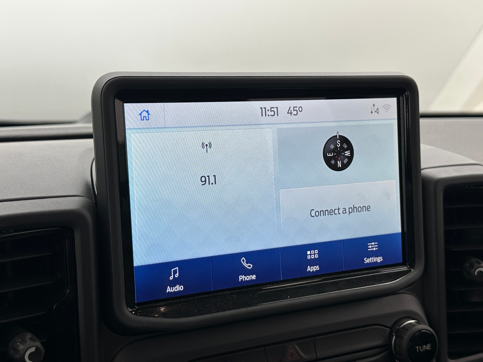 Thumbnail: 2021 Ford Bronco Sport - 3