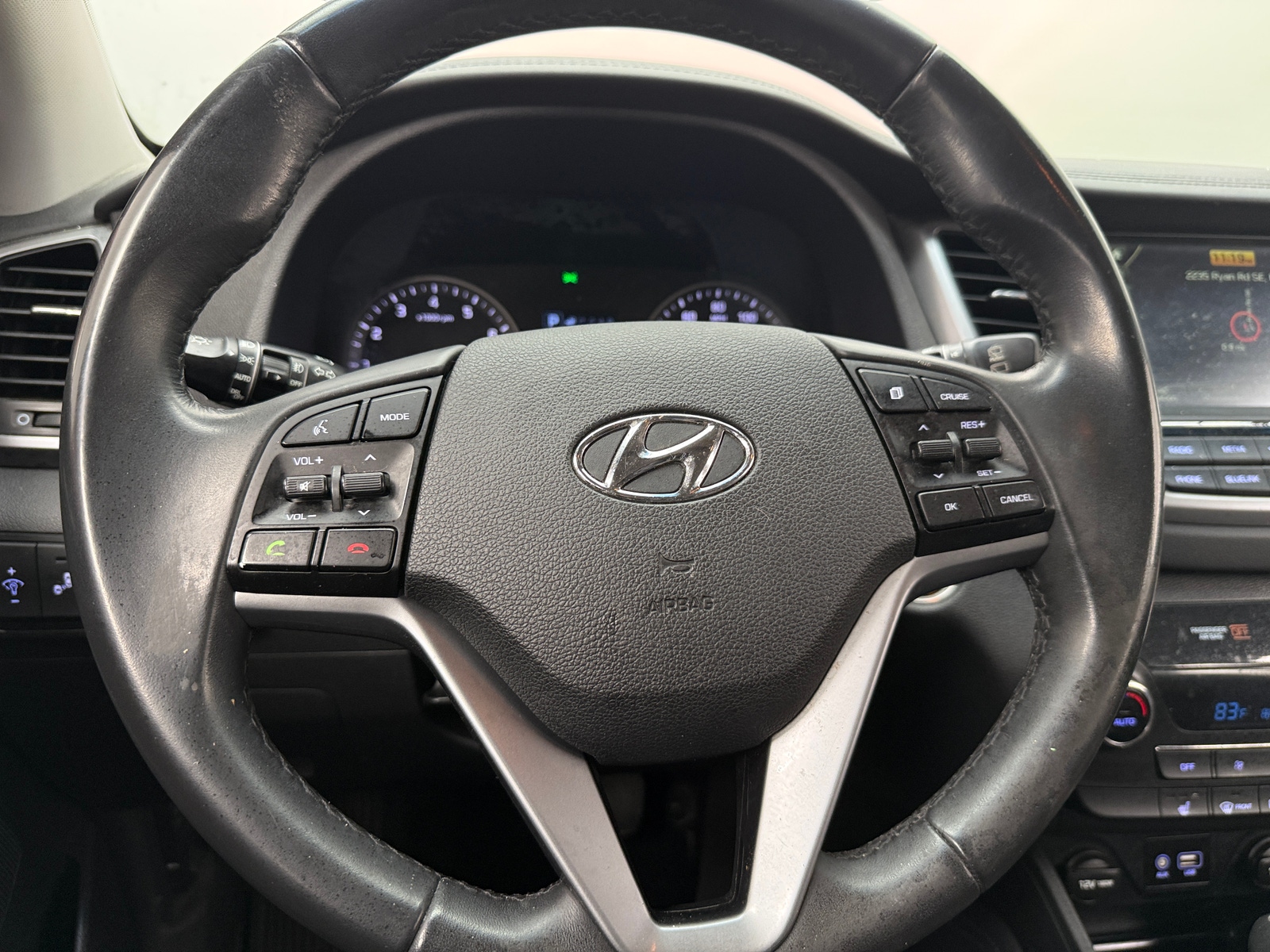 Thumbnail: 2016 Hyundai Tucson - 4