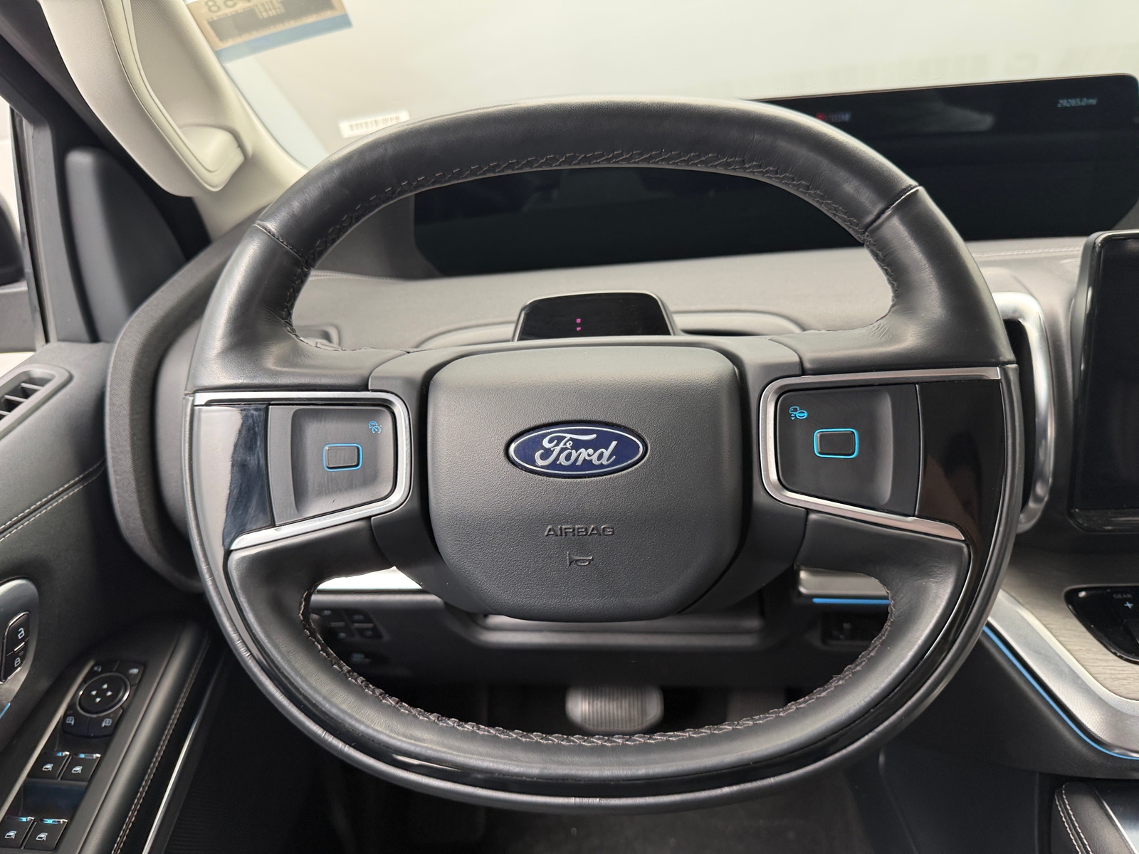 Thumbnail: 2025 Ford Expedition - 4