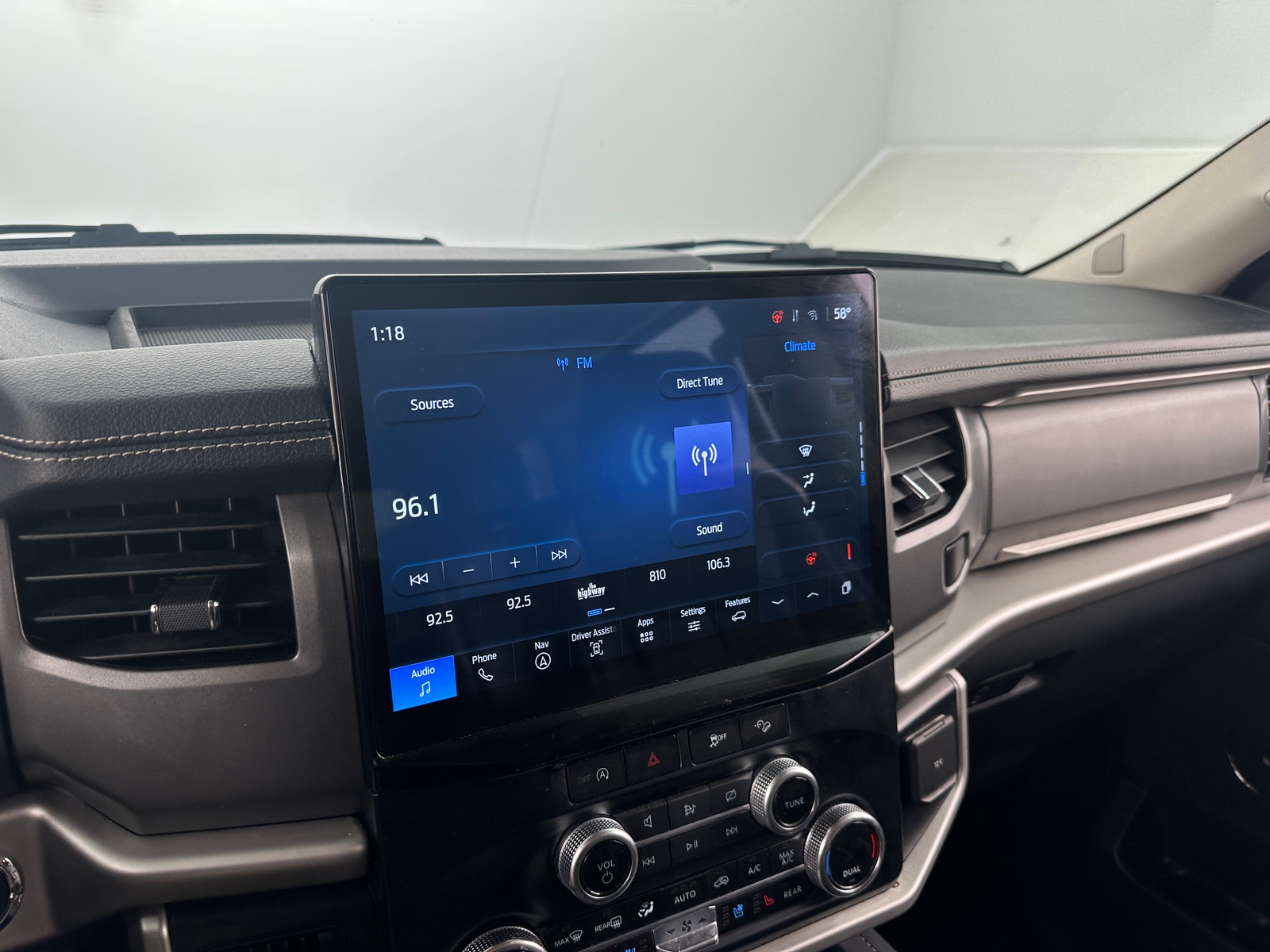 Thumbnail: 2024 Ford Expedition MAX - 3