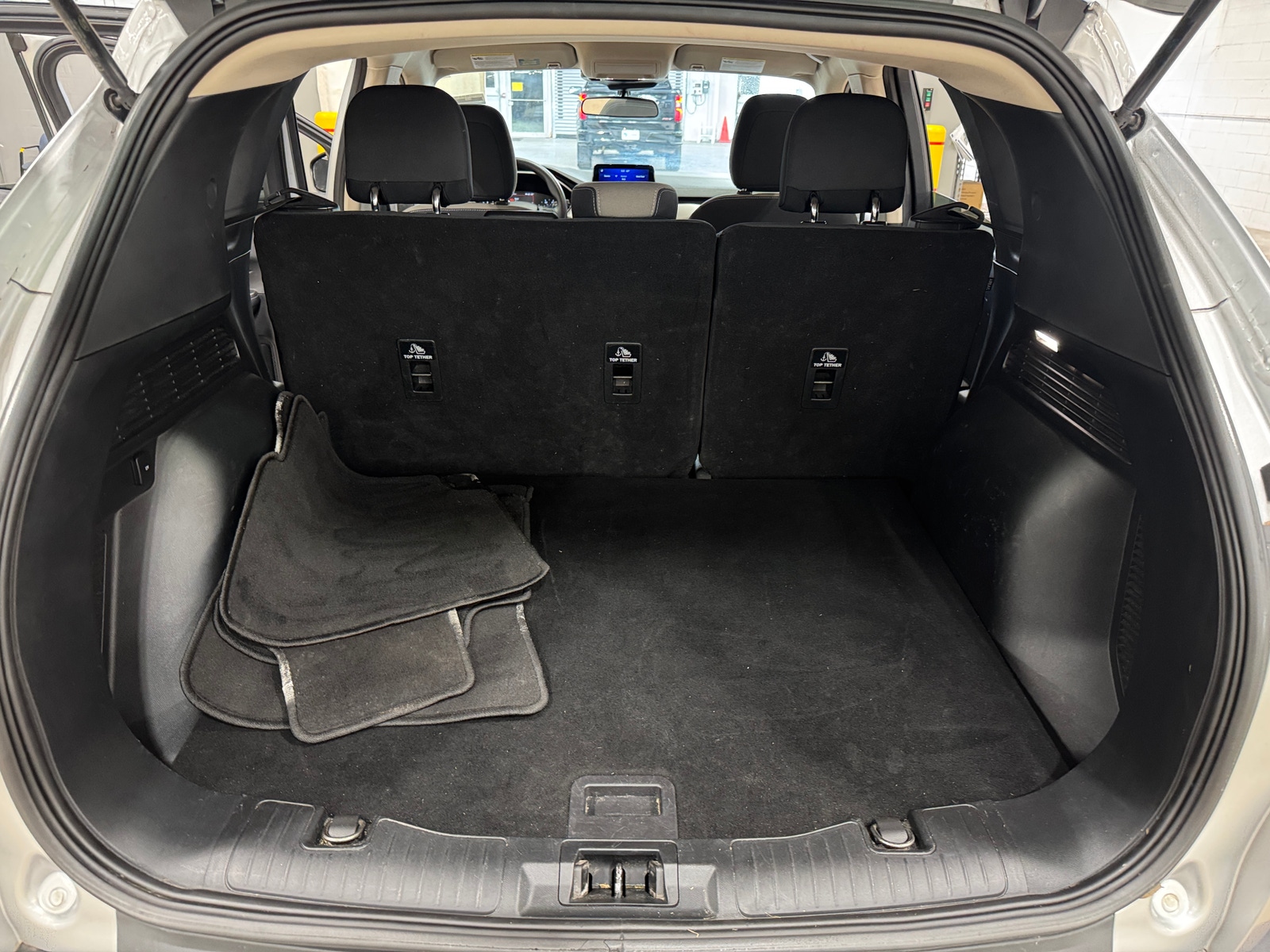 Thumbnail: 2020 Ford Escape - 7