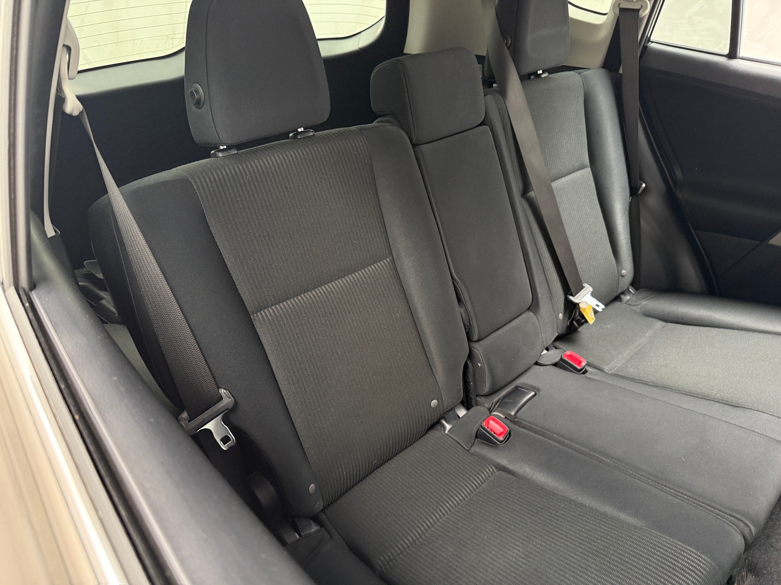 Thumbnail: 2015 Toyota RAV4 - 6