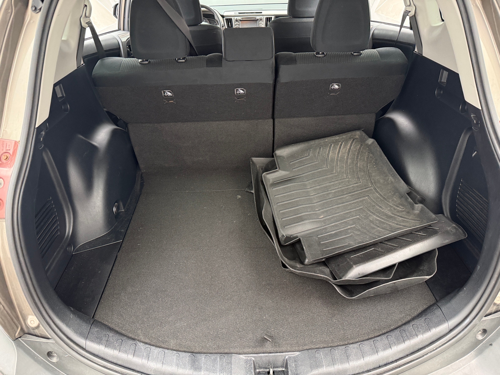 Thumbnail: 2015 Toyota RAV4 - 7