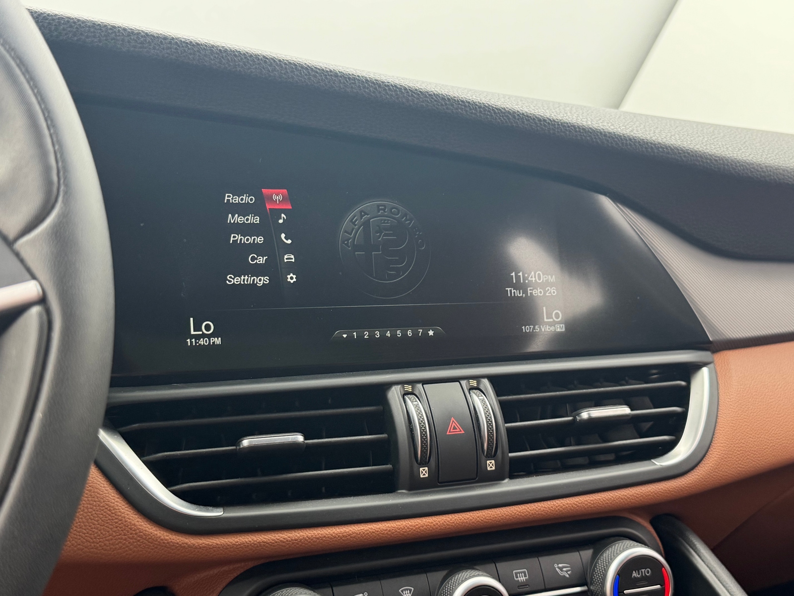 Thumbnail: 2019 Alfa Romeo Giulia - 3