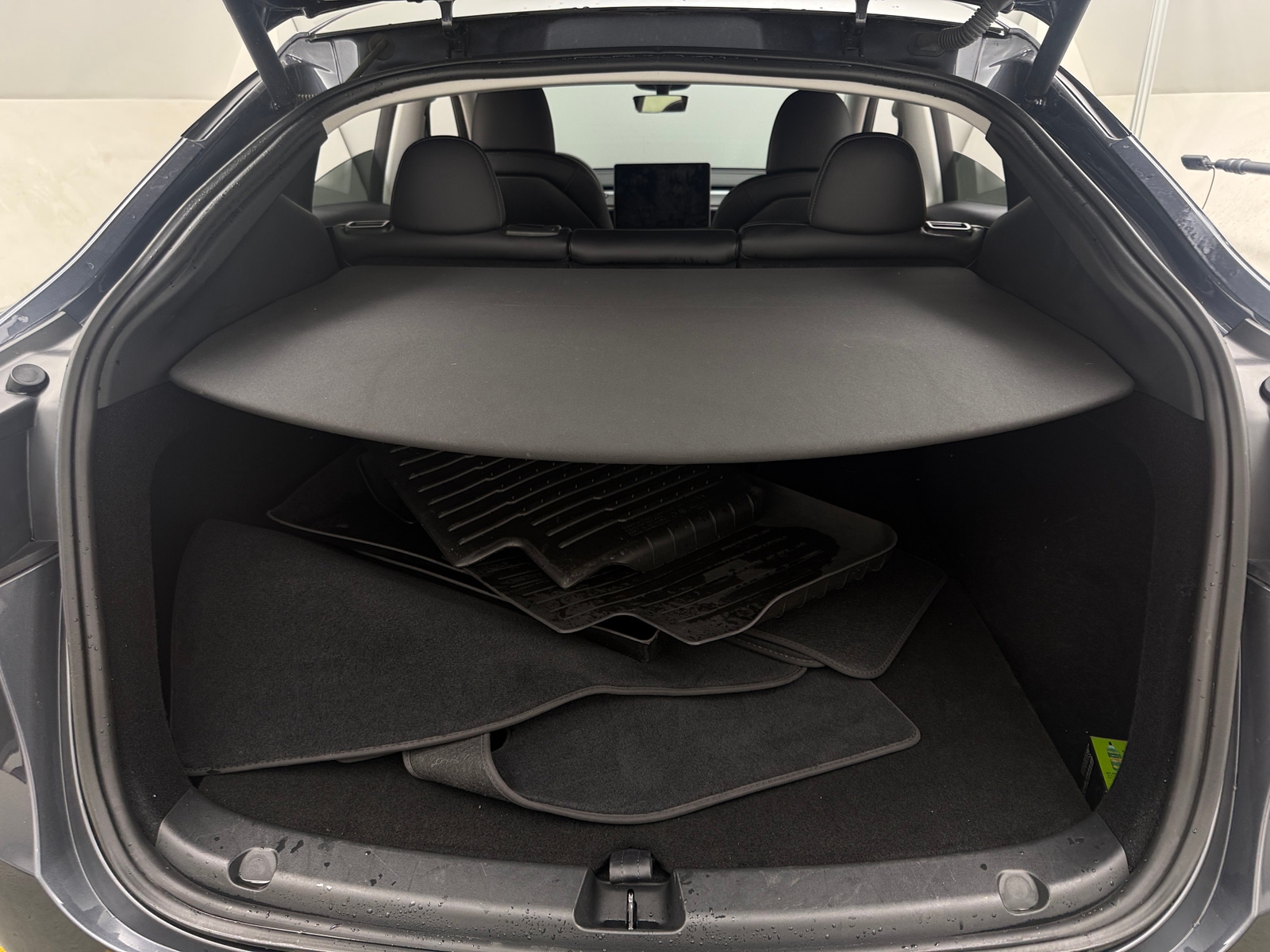 Thumbnail: 2023 Tesla Model Y - 6