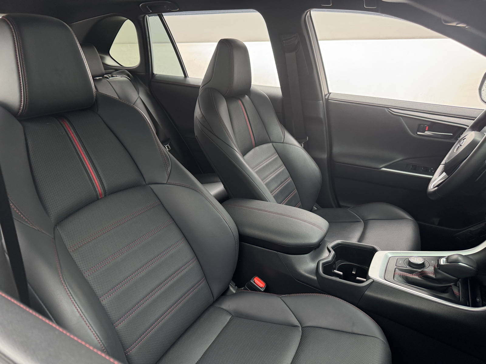 Thumbnail: 2024 Toyota RAV4 - 2