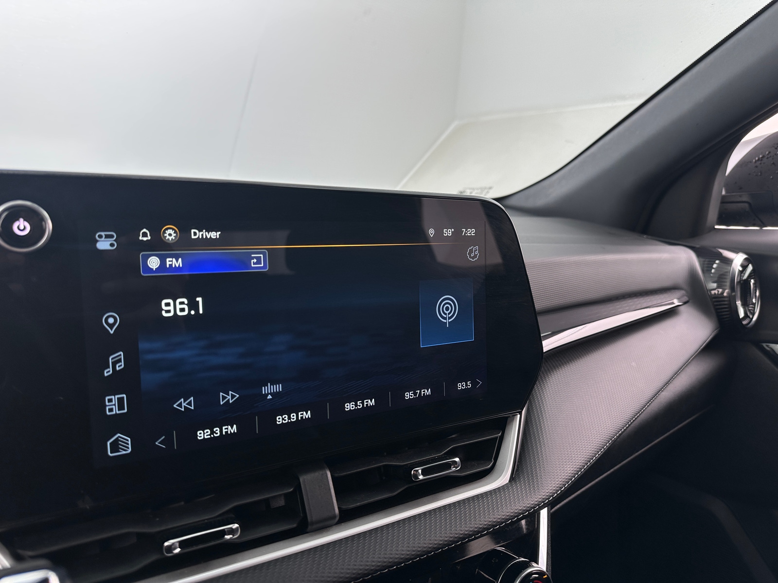 Thumbnail: 2025 Chevrolet Equinox - 4