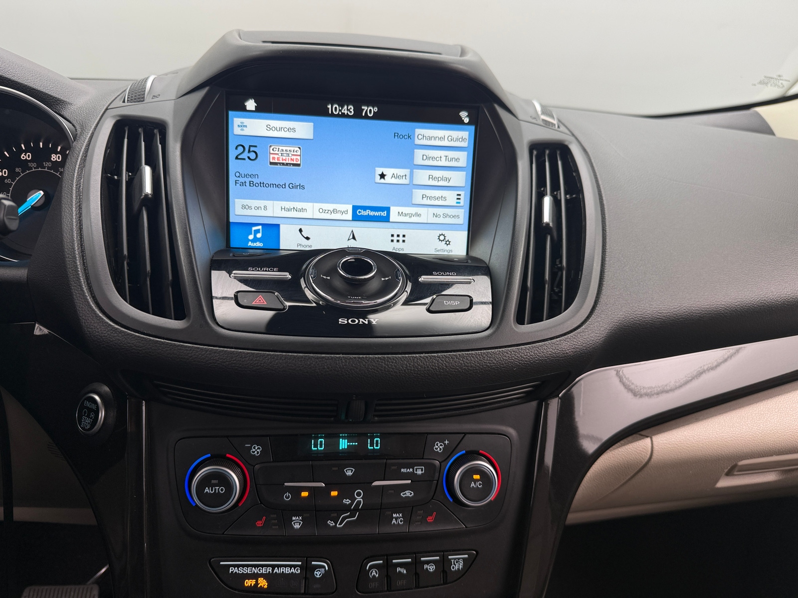 Thumbnail: 2018 Ford Escape - 3