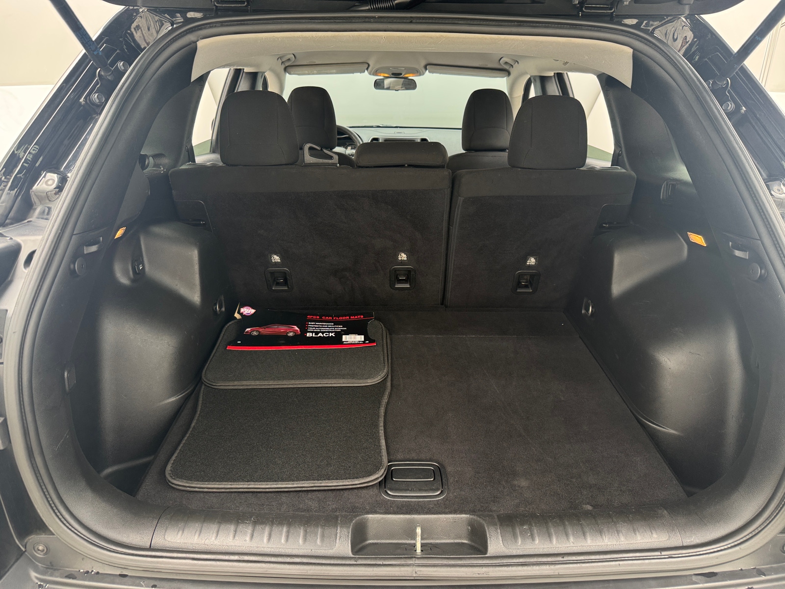 Thumbnail: 2020 Jeep Cherokee - 7