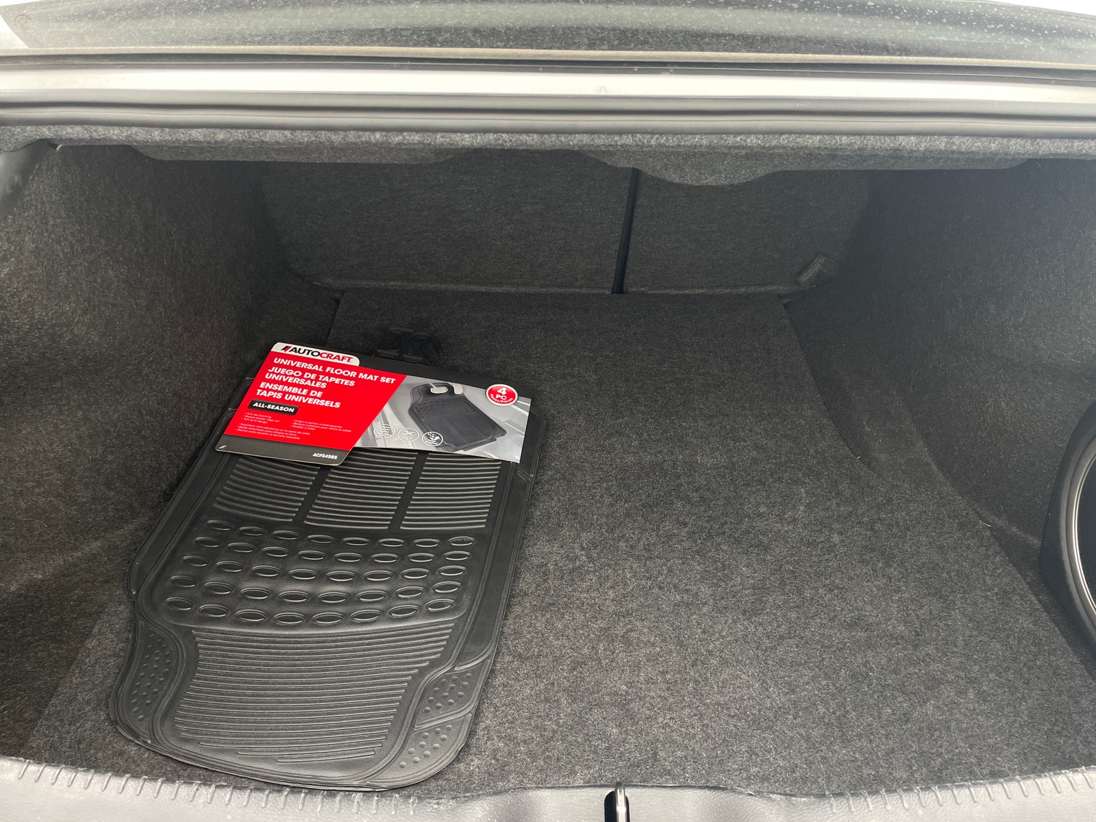 Thumbnail: 2022 Chrysler 300 - 6