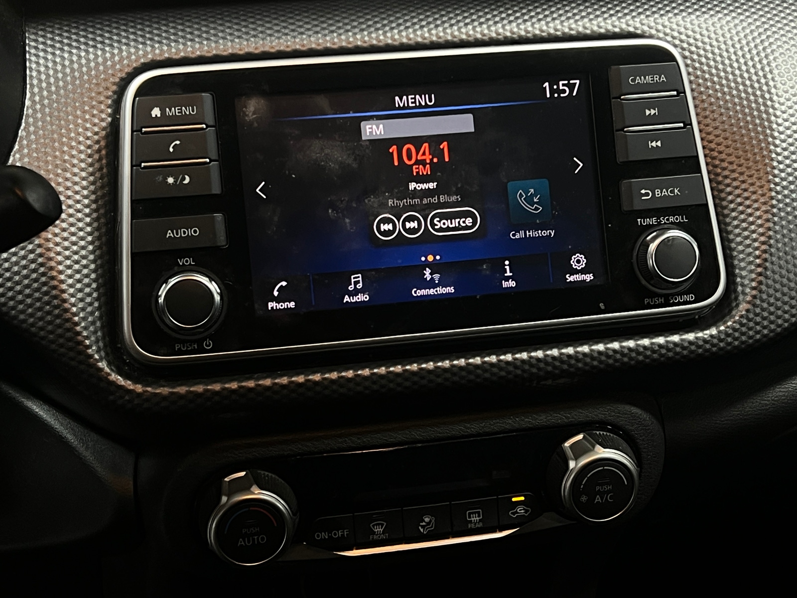 Thumbnail: 2018 Nissan Kicks - 4