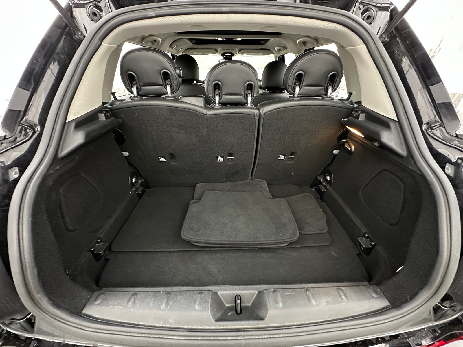 Thumbnail: 2020 MINI Cooper Hardtop - 6