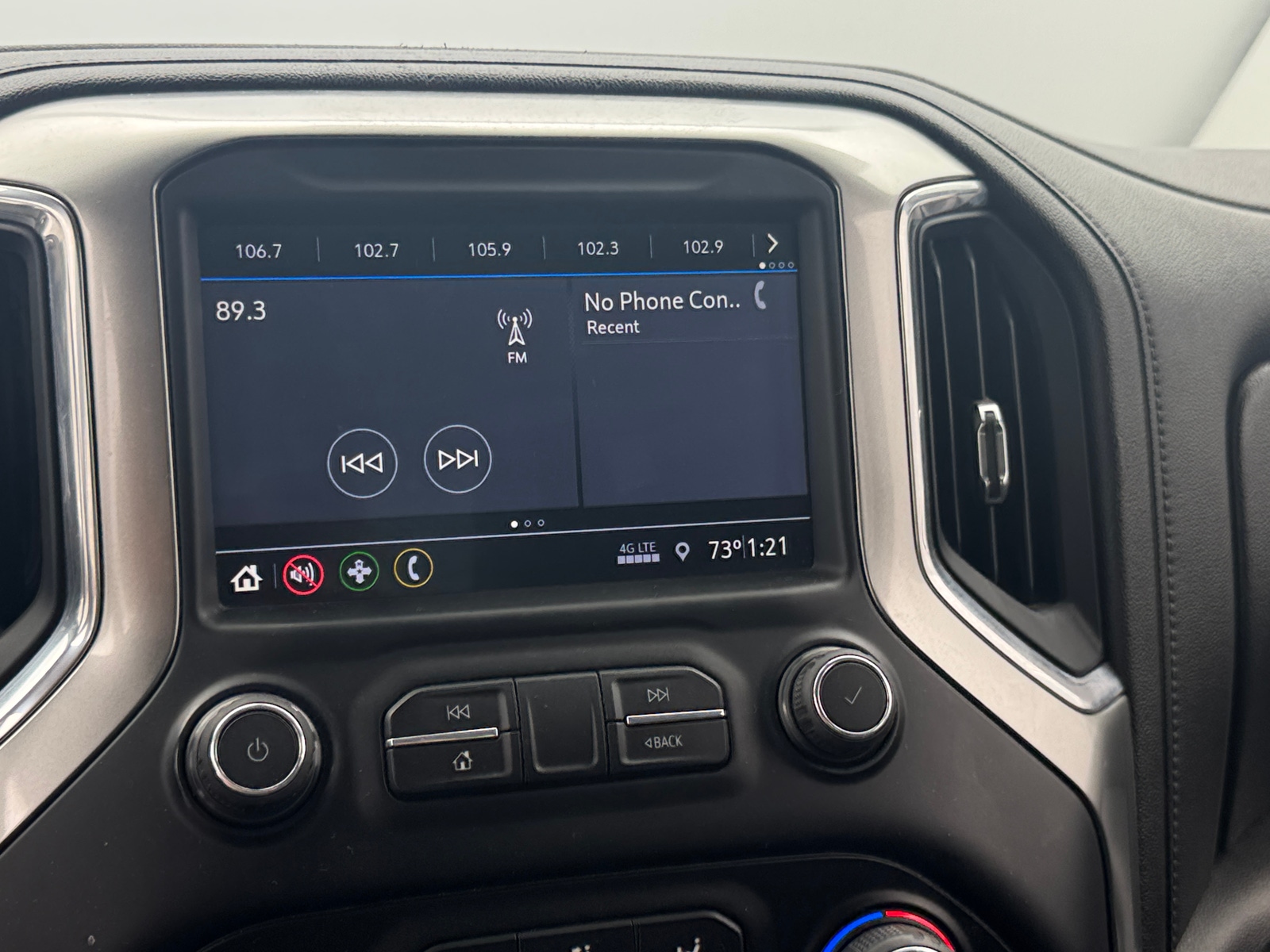 Thumbnail: 2019 Chevrolet Silverado 1500 - 4