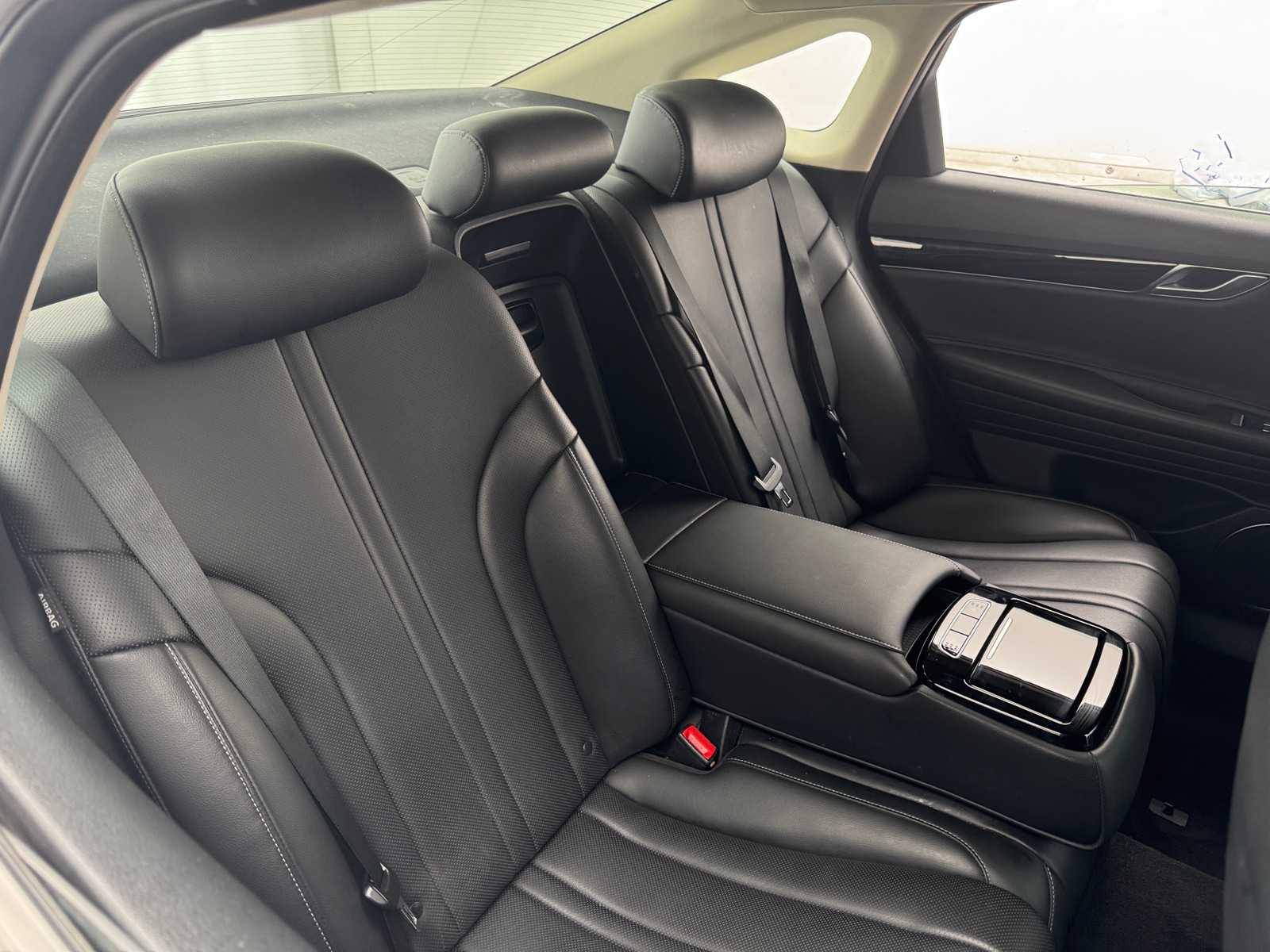 Thumbnail: 2023 Genesis G80 - 5