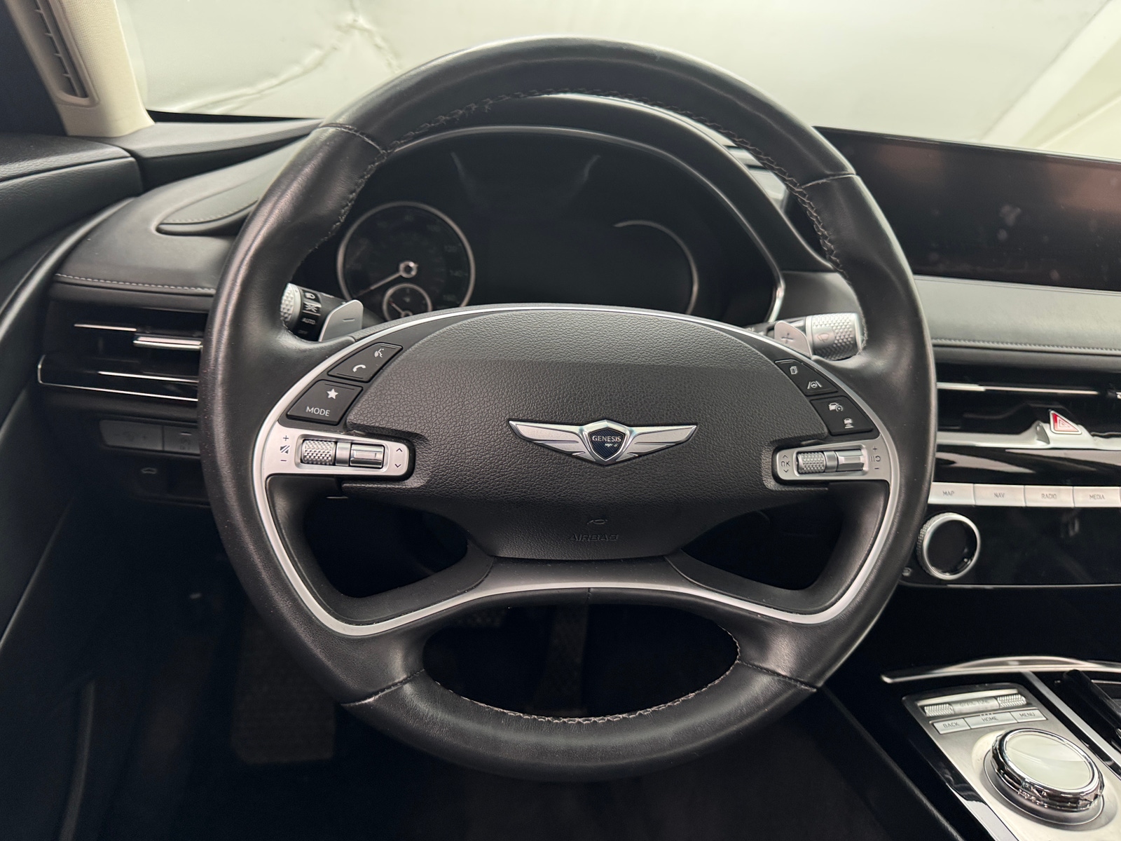 Thumbnail: 2023 Genesis G80 - 4