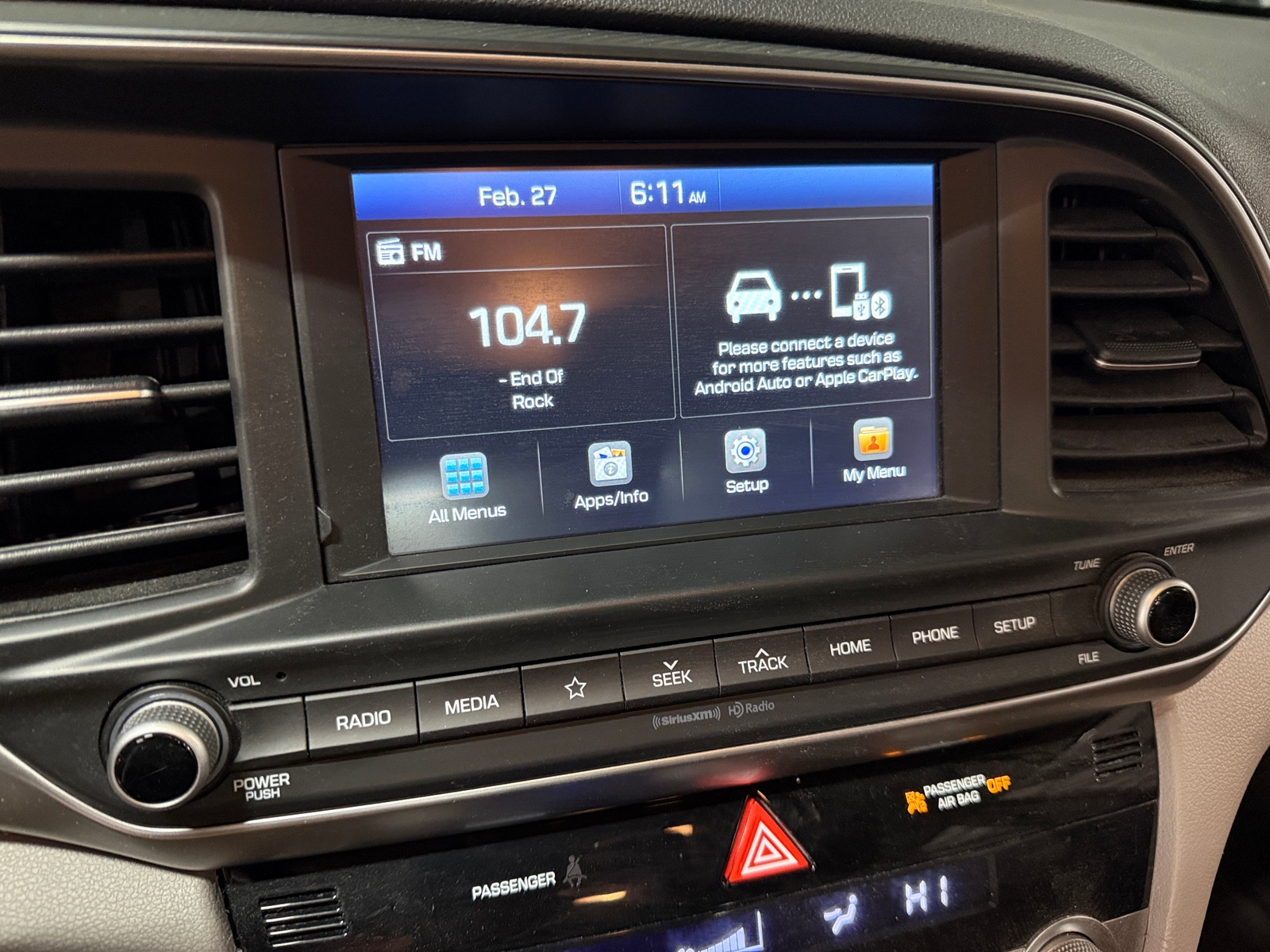 Thumbnail: 2020 Hyundai Elantra - 4