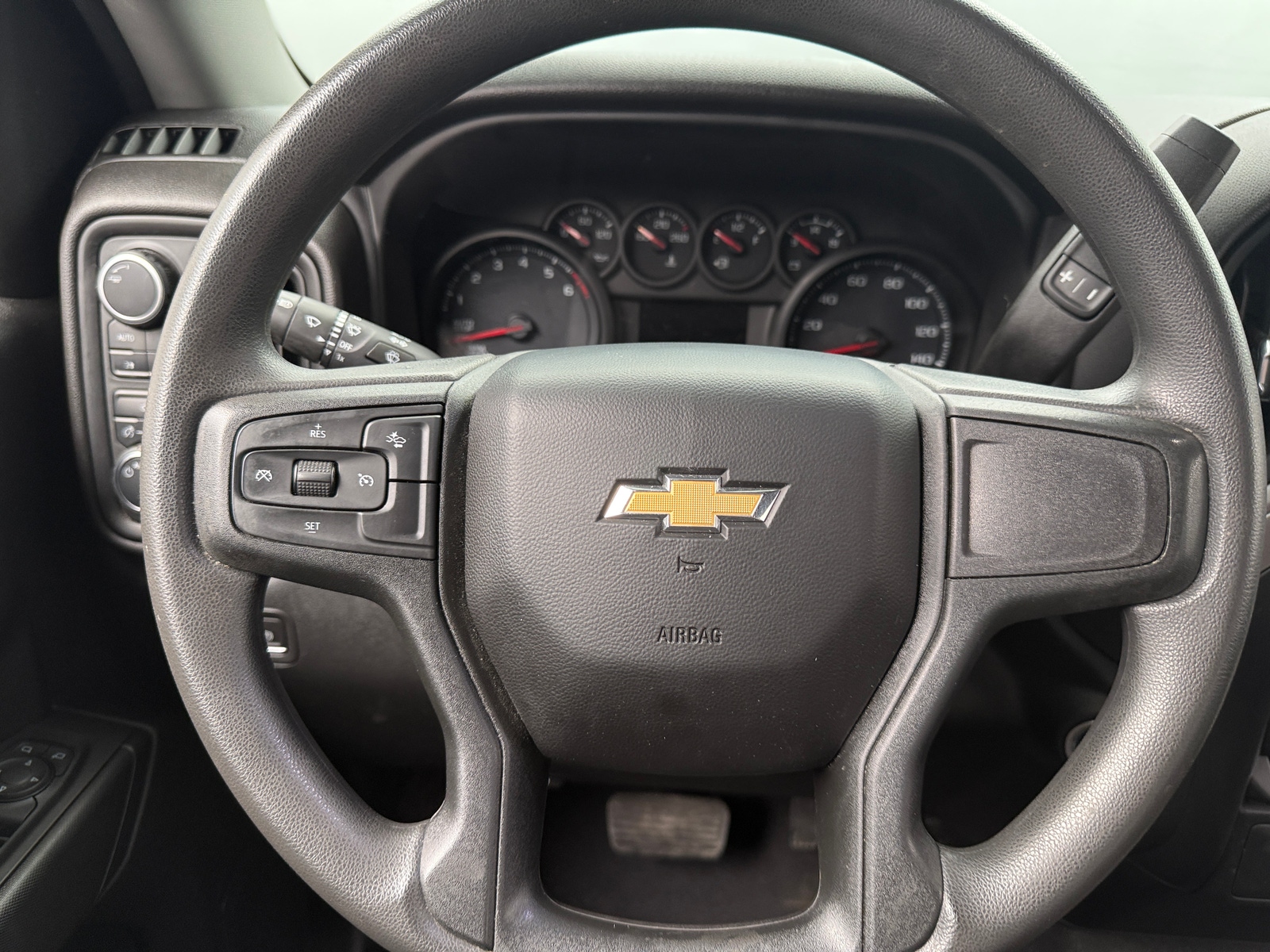 Thumbnail: 2023 Chevrolet Silverado 1500 - 5