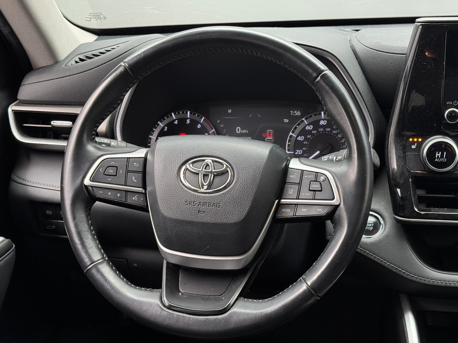 Thumbnail: 2023 Toyota Highlander - 4