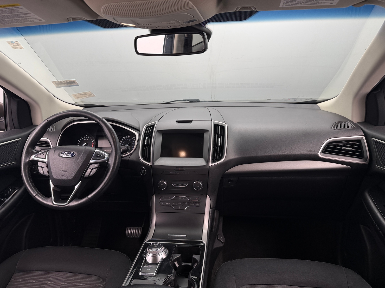 Thumbnail: 2019 Ford Edge - 3