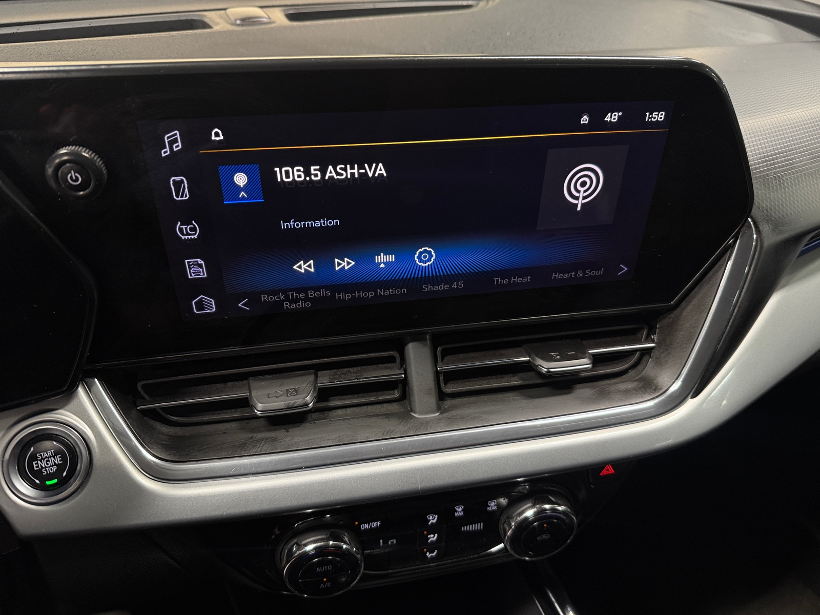 Thumbnail: 2025 Chevrolet Trax - 4