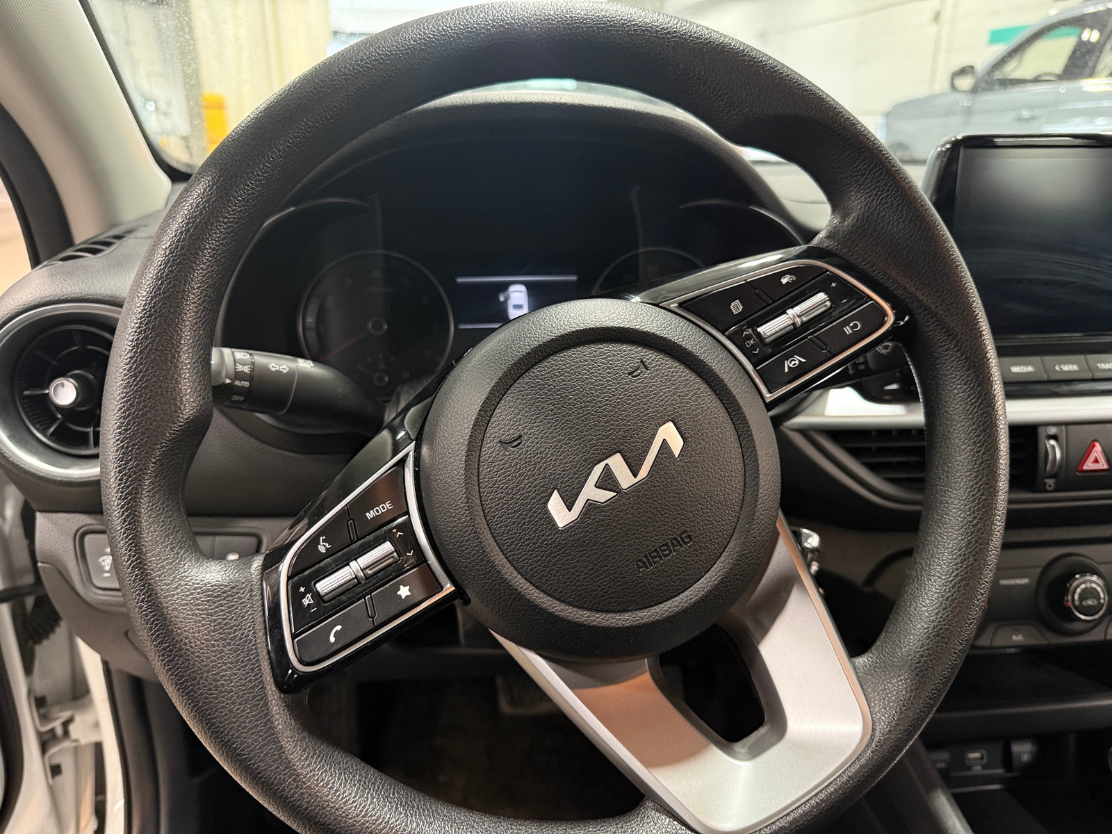 Thumbnail: 2024 Kia Forte - 5