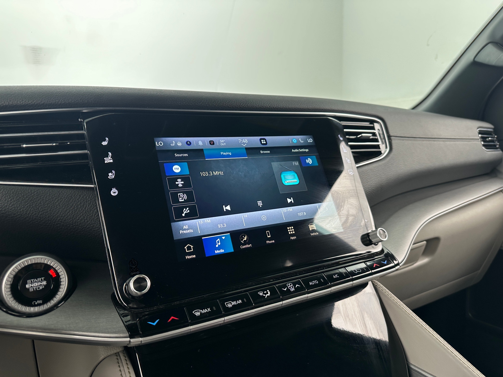 Thumbnail: 2025 Jeep Wagoneer - 3