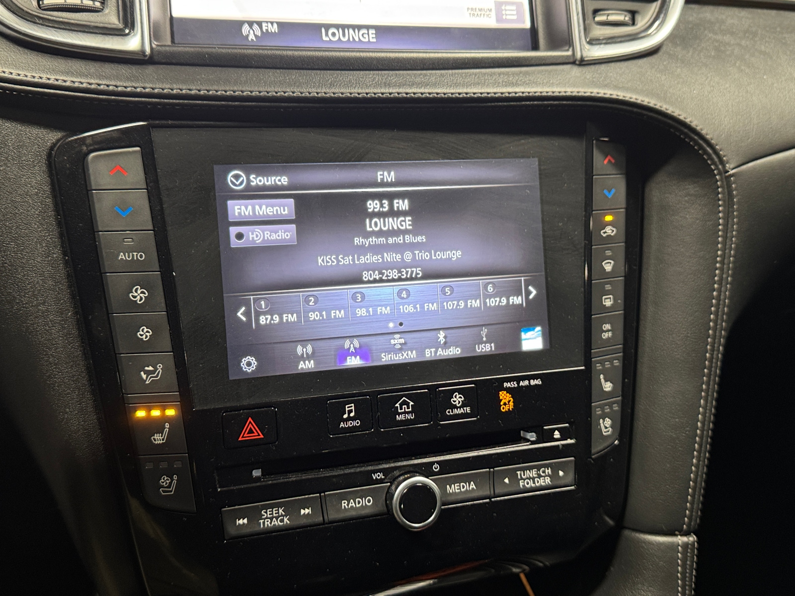 Thumbnail: 2023 INFINITI QX50 - 3