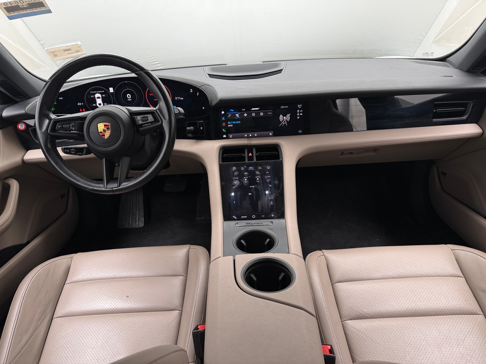 Thumbnail: 2022 Porsche Taycan - 2